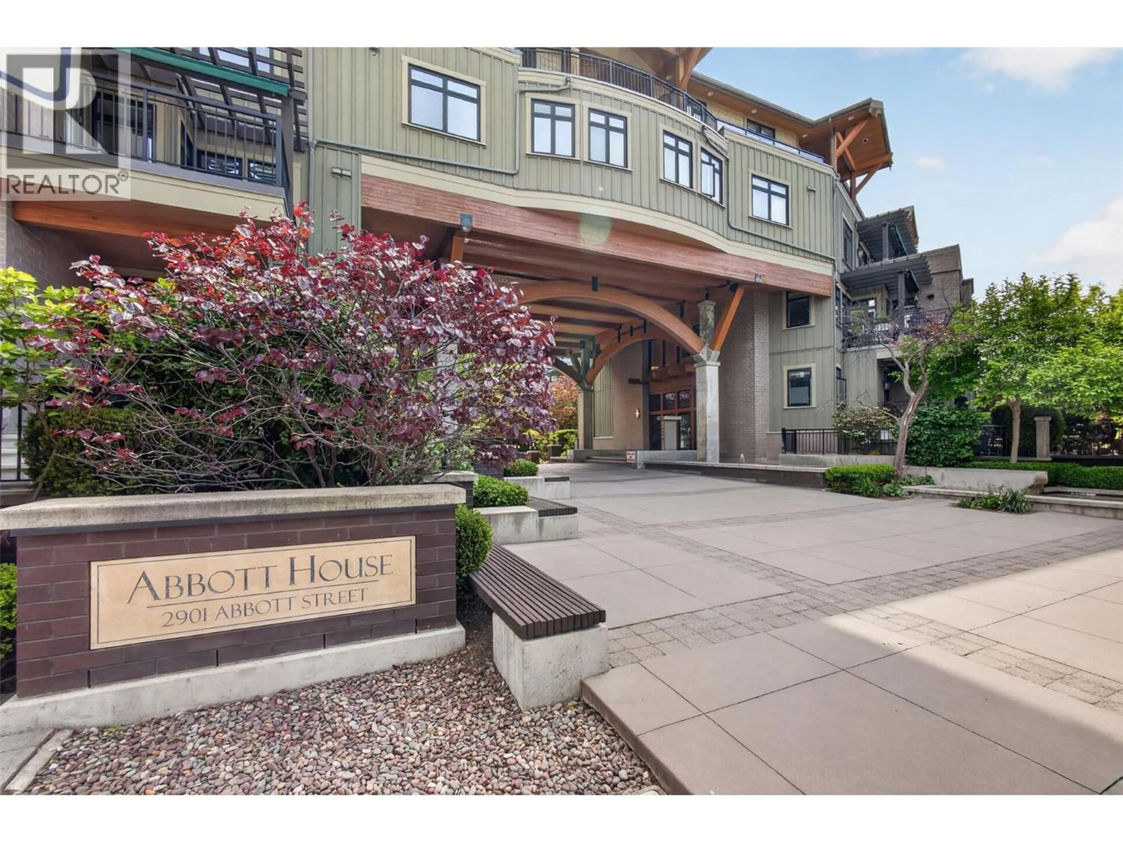 Unknown for 101 - 2901 ABBOTT STREET, Kelowna British Columbia V1Y1G7