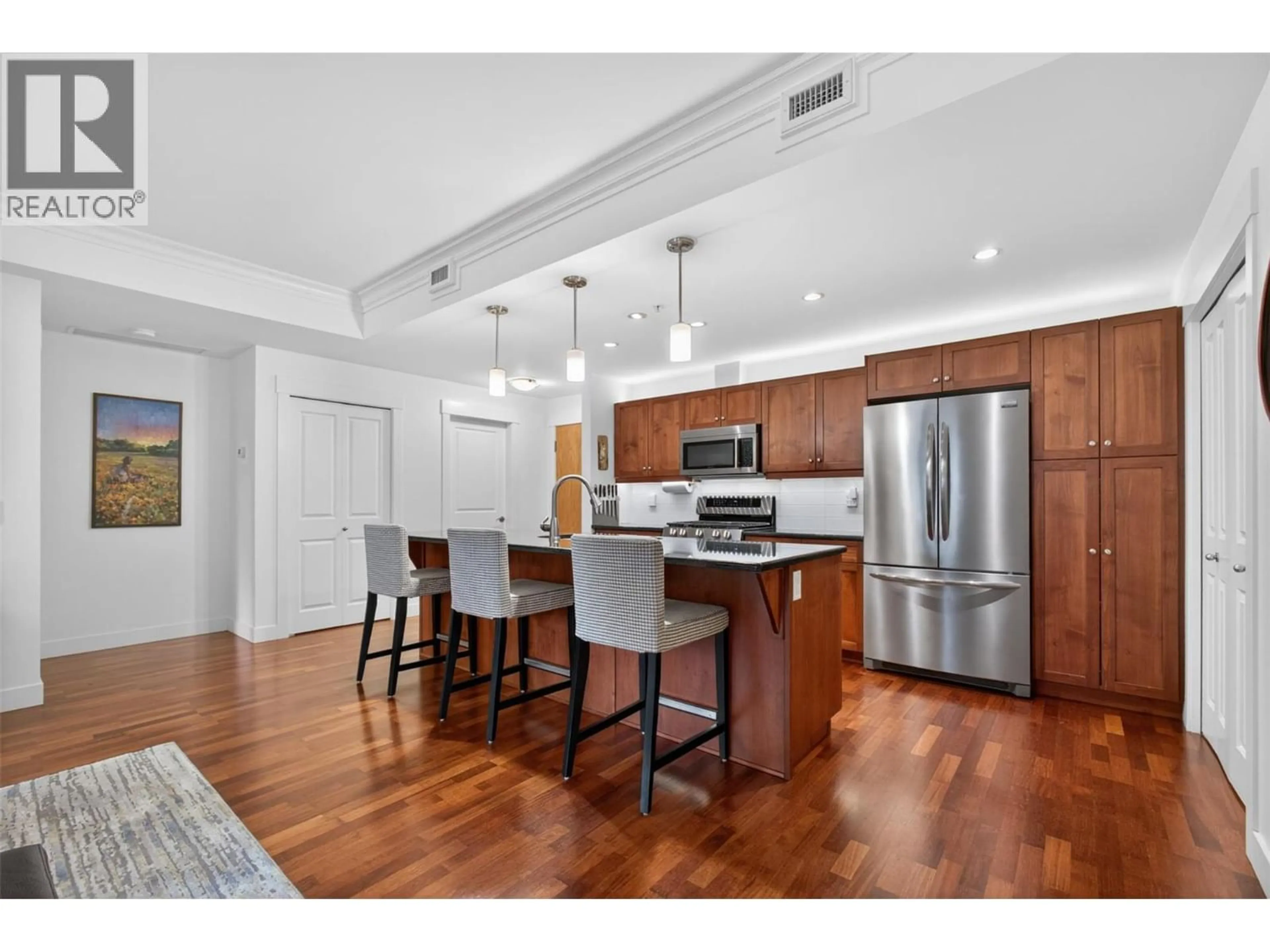 Unknown for 101 - 2901 ABBOTT STREET, Kelowna British Columbia V1Y1G7