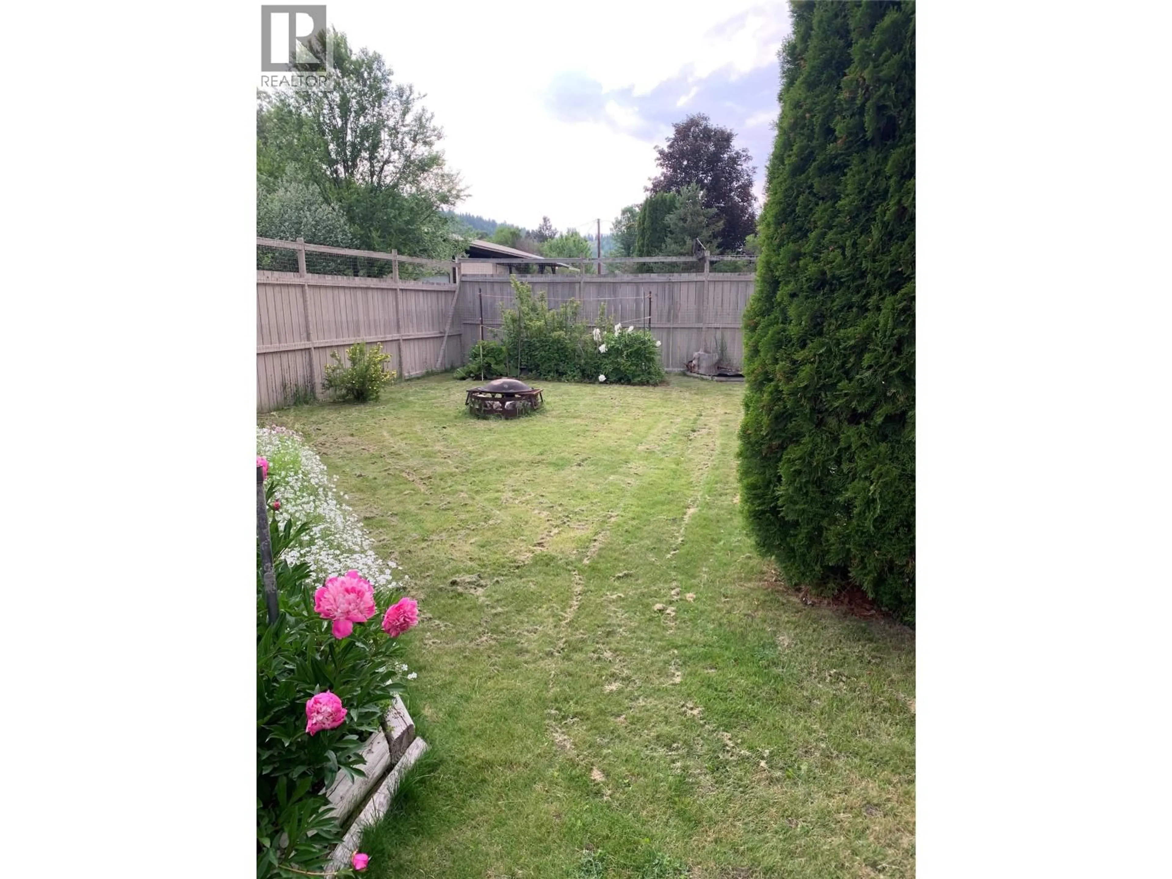Patio, unknown for 570 NICKEL LANE, Greenwood British Columbia V0H1J0