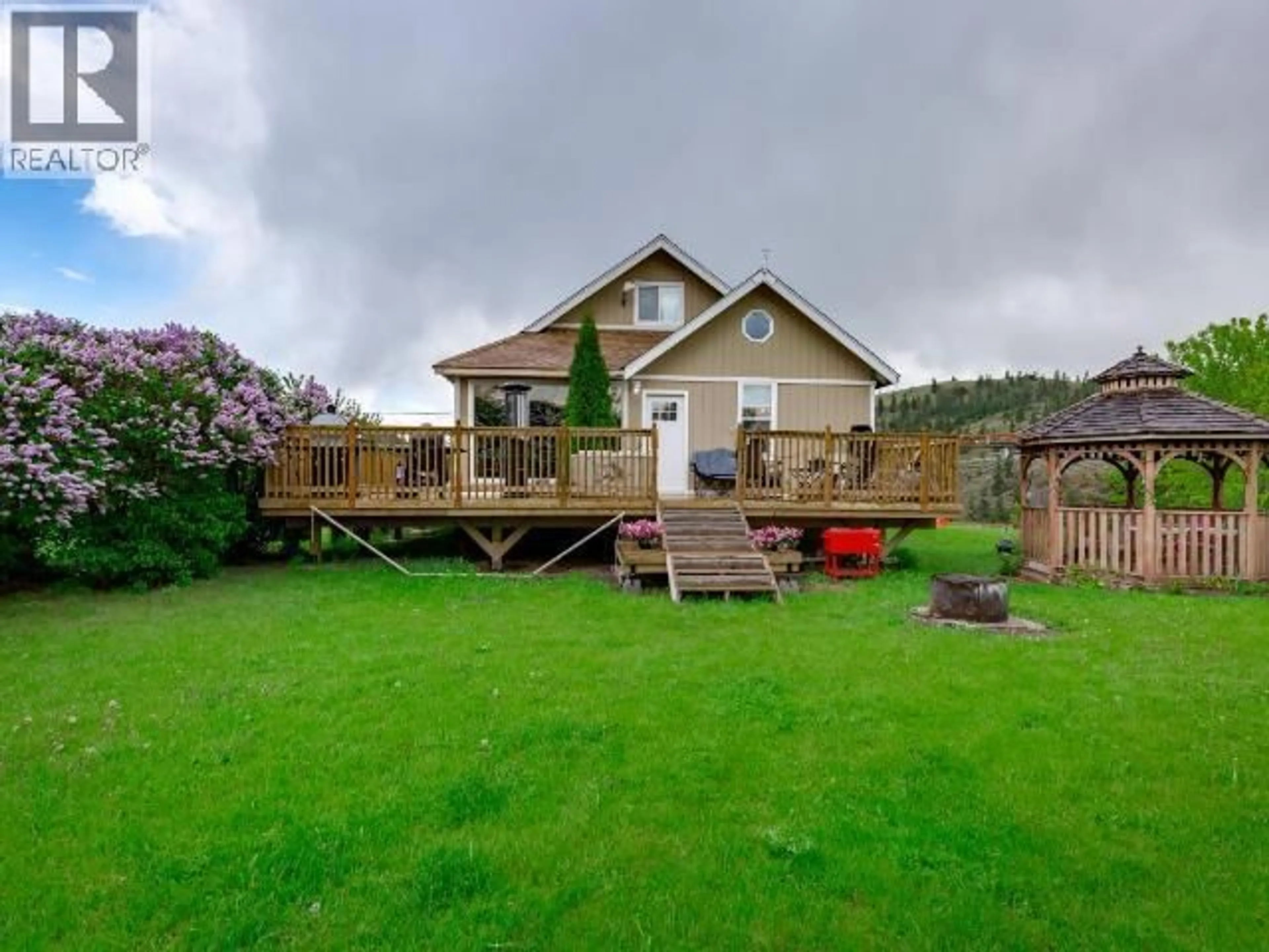 A pic from outside/outdoor area/front of a property/back of a property/a pic from drone, unknown for 5208 TRANS CANADA HIGHWAY, Kamloops British Columbia V1S2A5