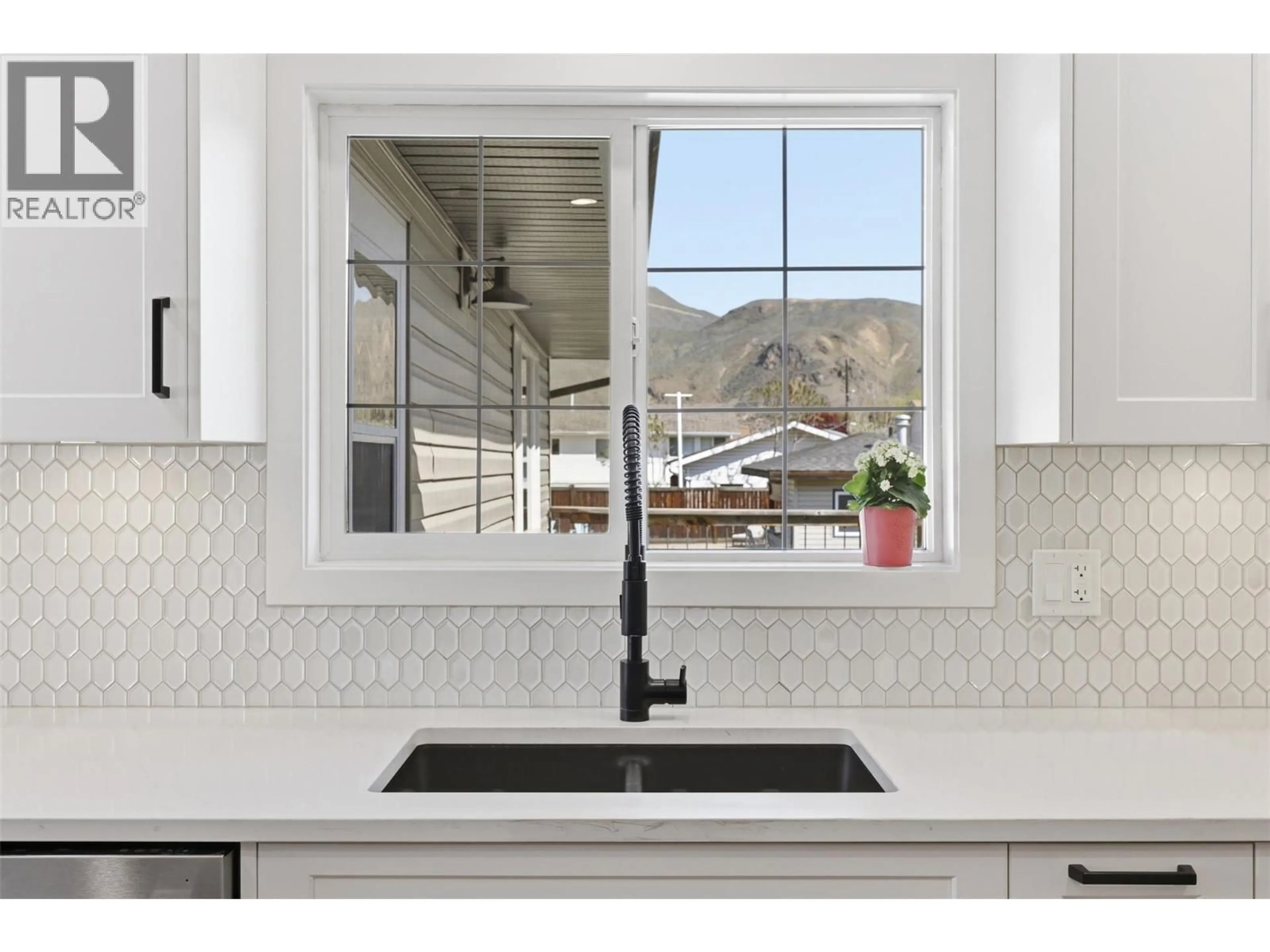 Open concept kitchen, ceramic/tile floor for 2484 YOUNG AVENUE, Kamloops British Columbia V2B4M8