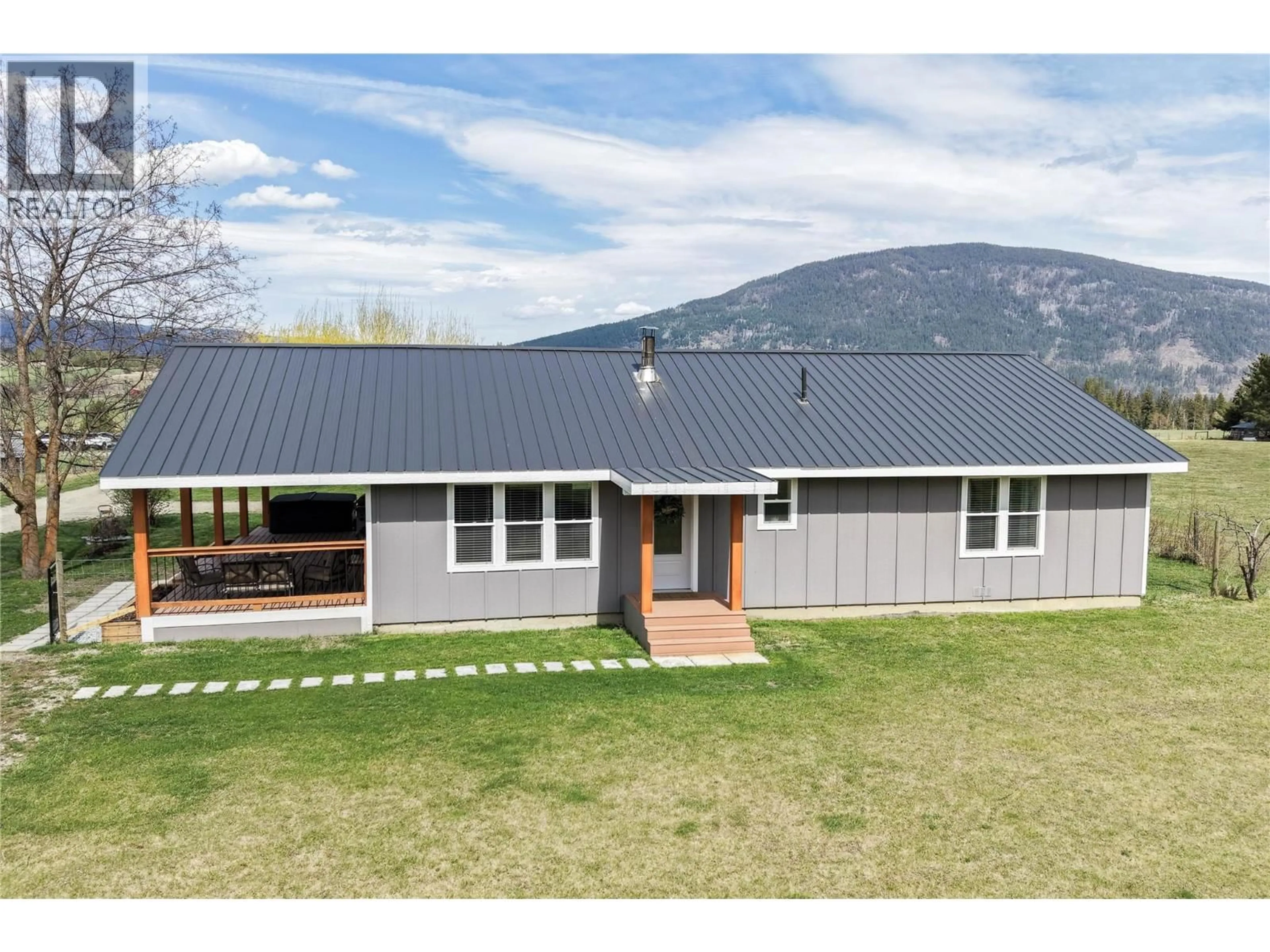 A pic from outside/outdoor area/front of a property/back of a property/a pic from drone, mountain view for 3071 CREIGHTON VALLEY ROAD, Cherryville British Columbia V0E2G3