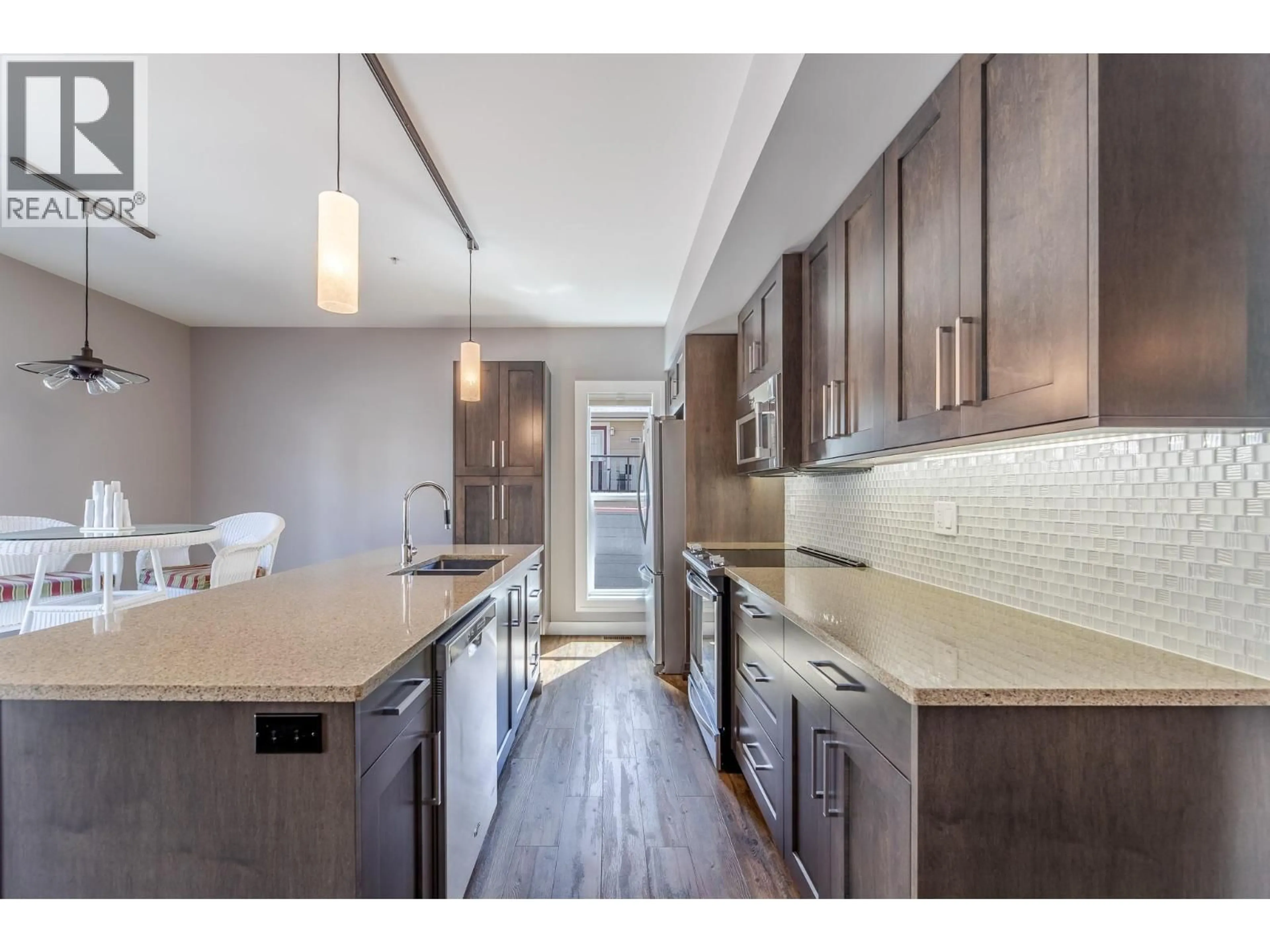 Open concept kitchen, unknown for 101 - 711 CREEKSIDE ROAD, Penticton British Columbia V2A2C5