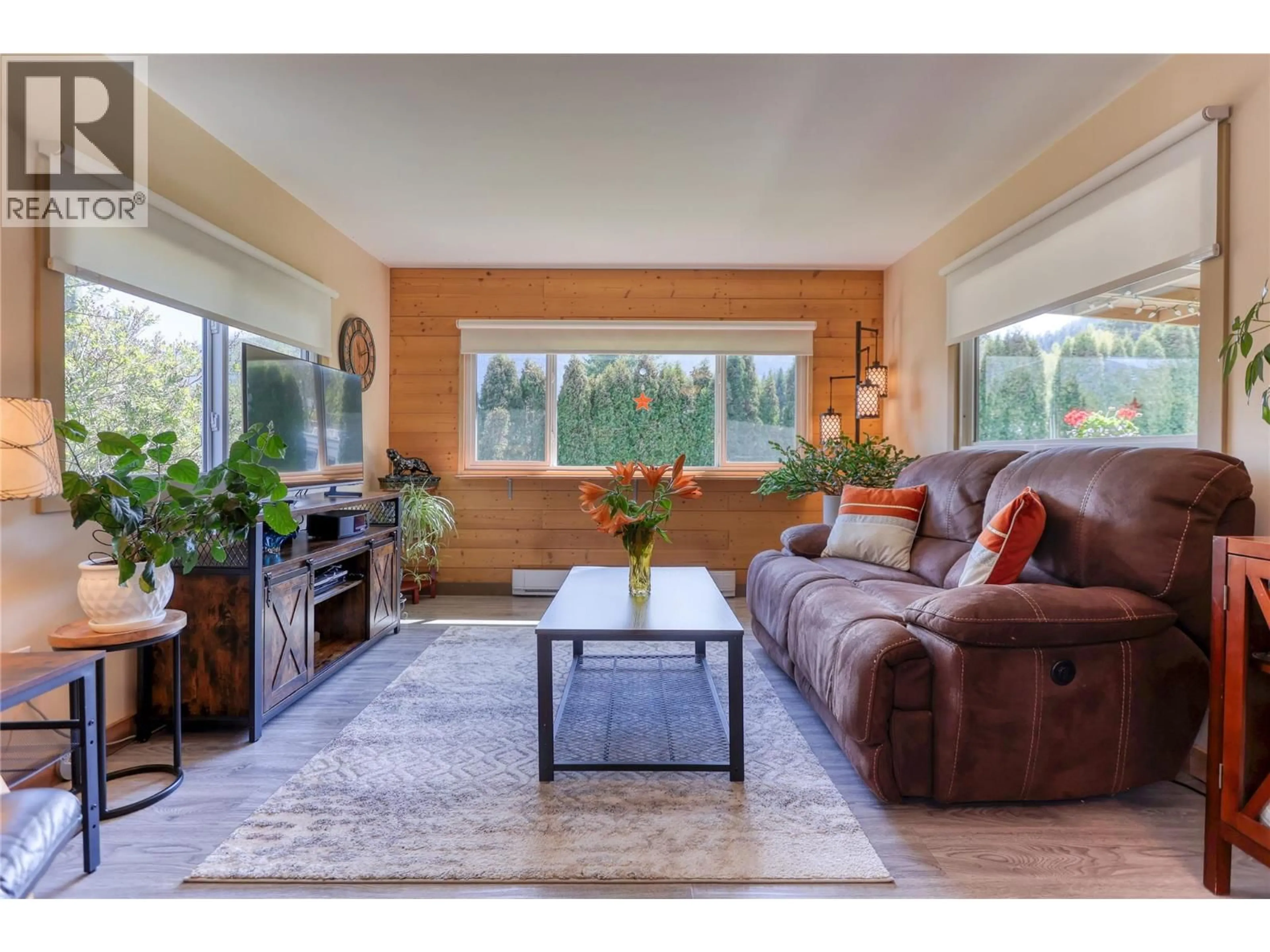 Living room with furniture, unknown for 39 - 1554 GRANITE ROAD, Nelson British Columbia V1L6P1