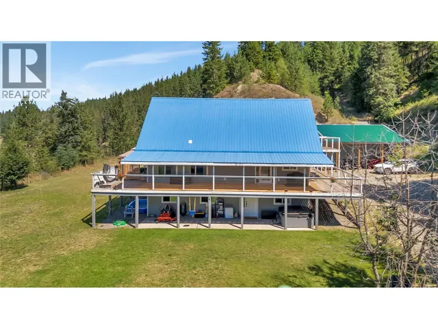2621 SALMON RIVER ROAD, Salmon Arm 2