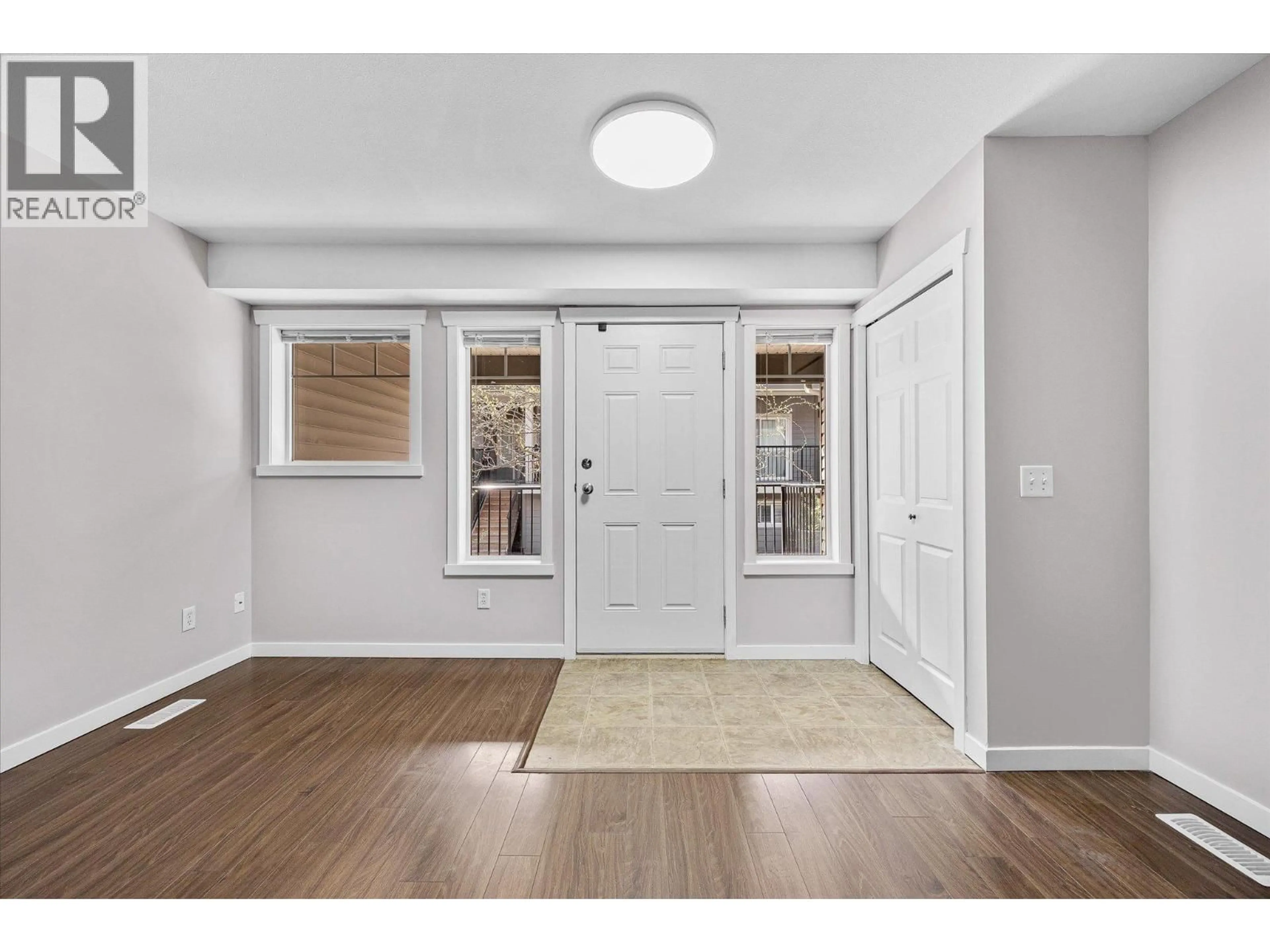 Indoor entryway for 104 - 1355 FINDLAY ROAD, Kelowna British Columbia V1X8B8