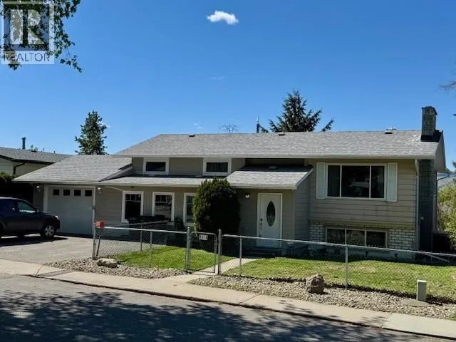 3918 13 STREET, Vernon 2