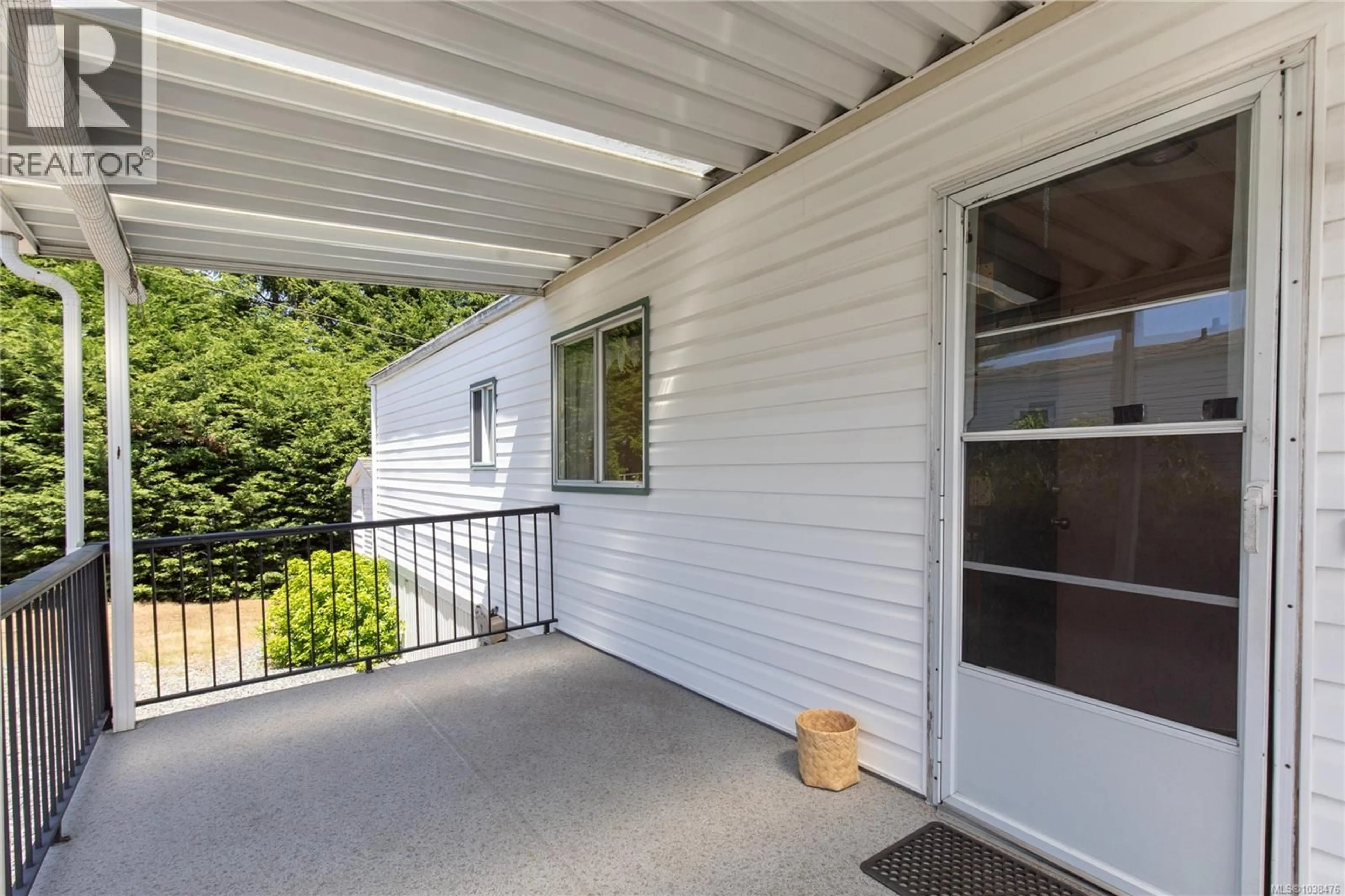 Home with vinyl exterior material, street for 130 - 6325 METRAL DRIVE, Nanaimo British Columbia V9T6J2