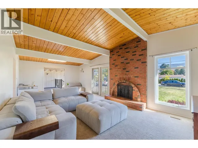 5206 NIXON ROAD, Summerland 5