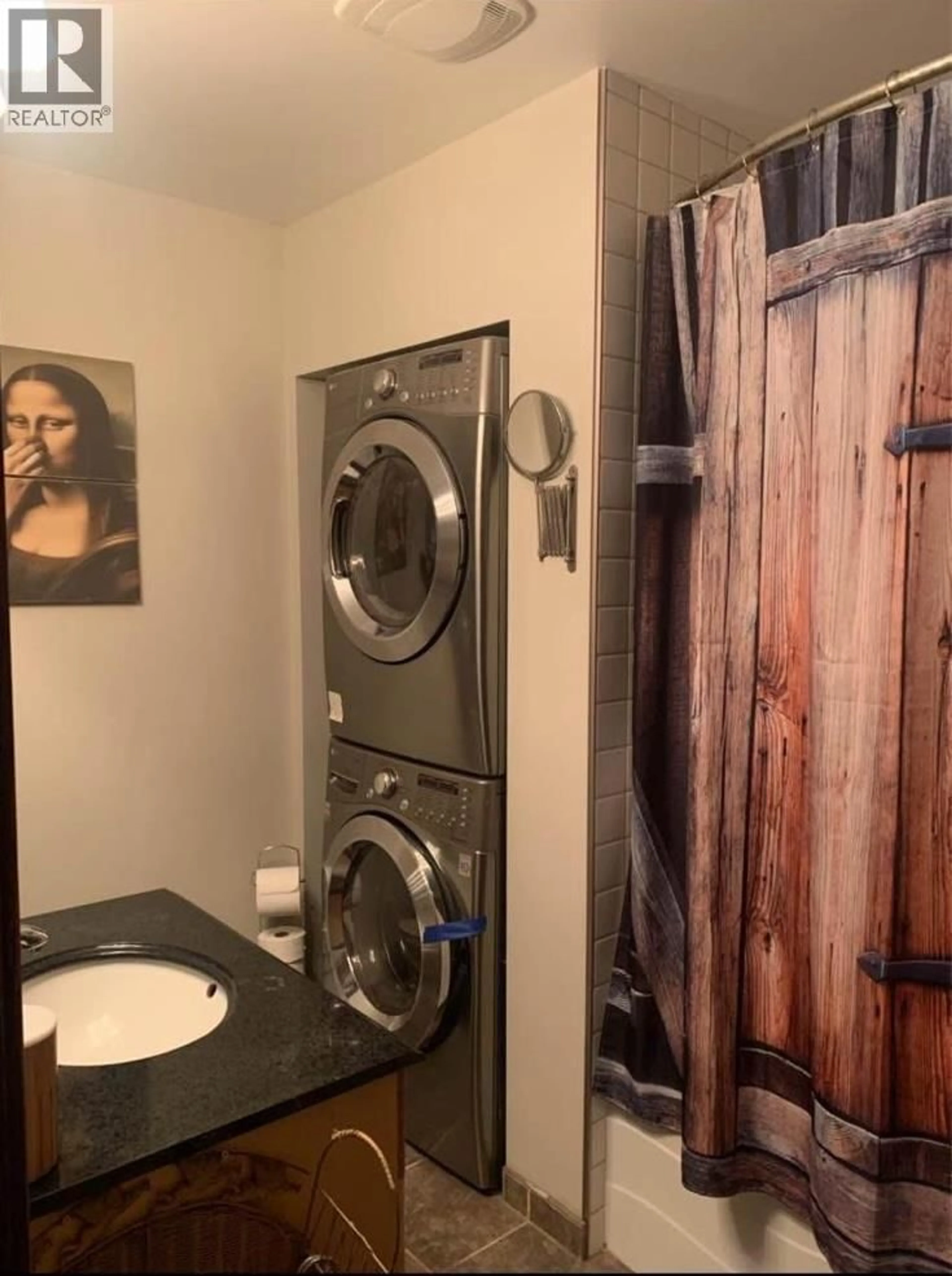 Laundry room for 410 MILTON ROAD, Kelowna British Columbia V1X1W4