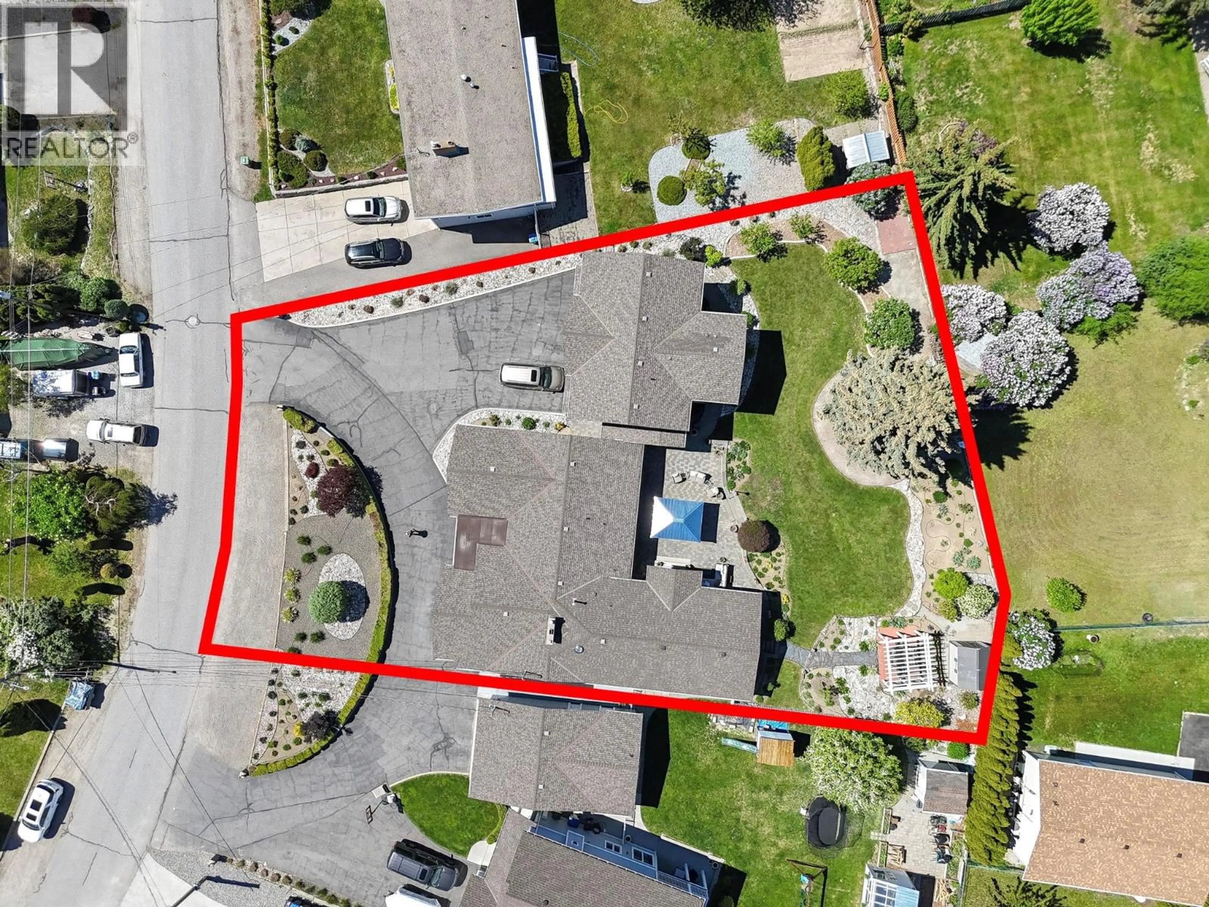 A pic from outside/outdoor area/front of a property/back of a property/a pic from drone, street for 2150 WITT ROAD, West Kelowna British Columbia V4T2C4