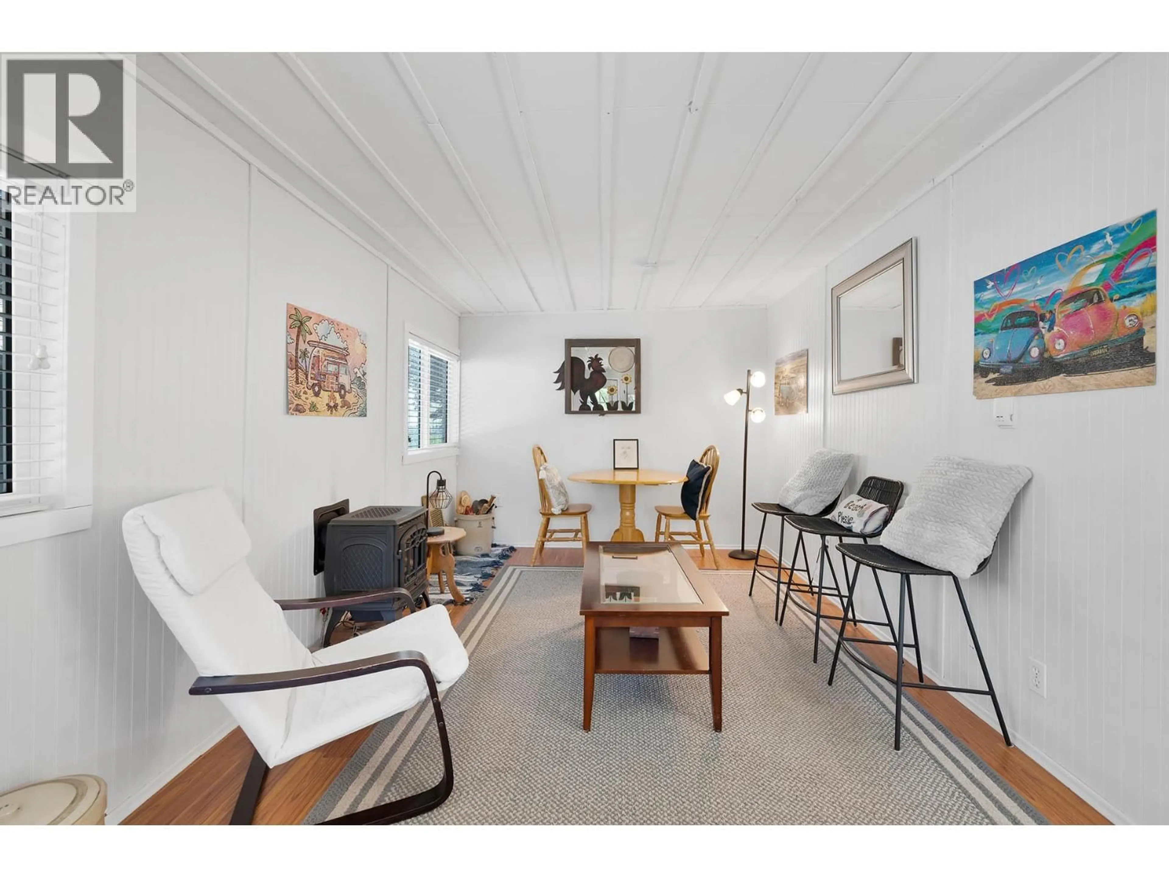 Living room with furniture, unknown for 30 - 2400 OAKDALE WAY, Kamloops British Columbia V2B6W7