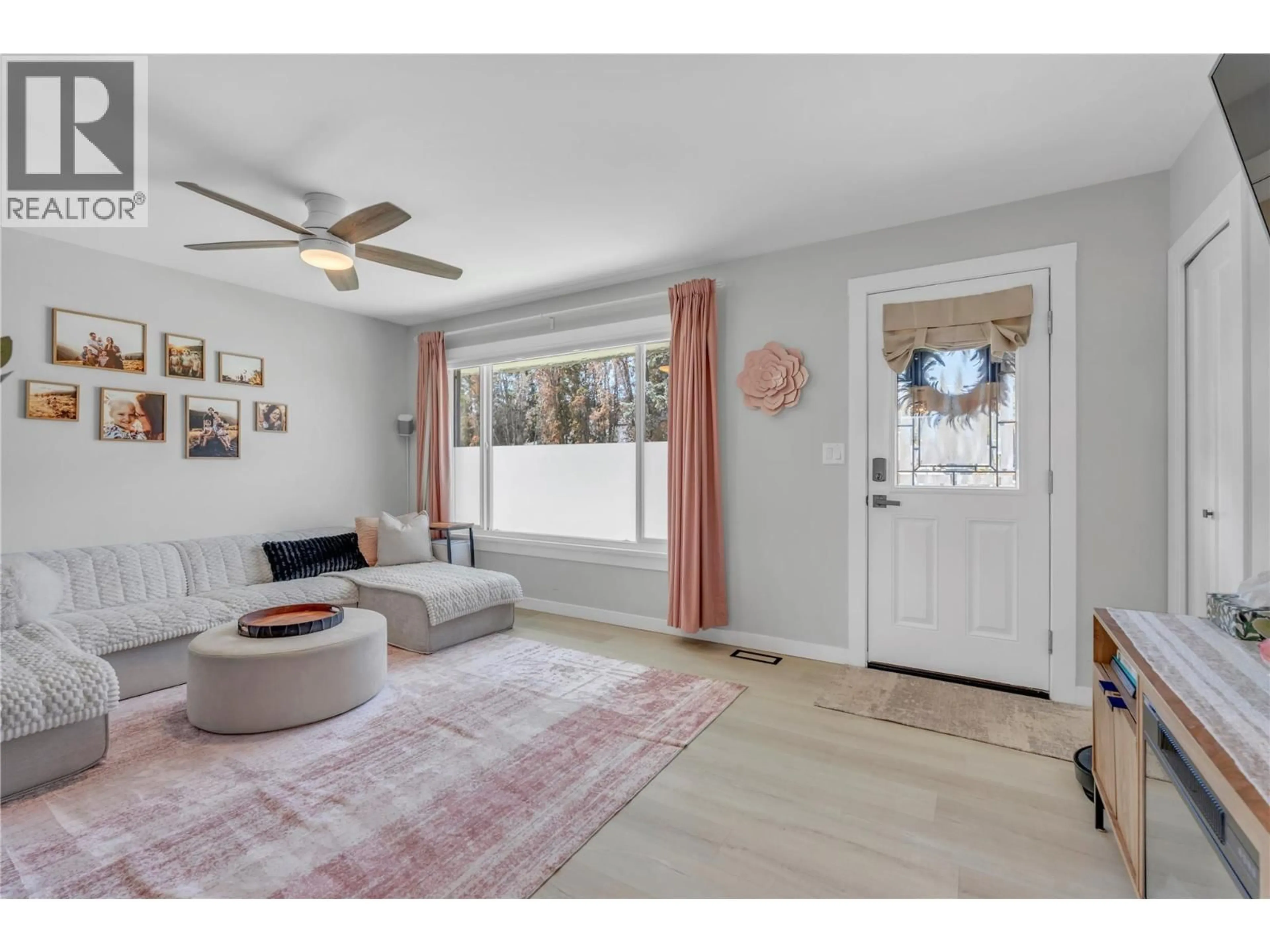 Living room with furniture, unknown for 13807 SPENCER AVENUE, Summerland British Columbia V0H1Z0