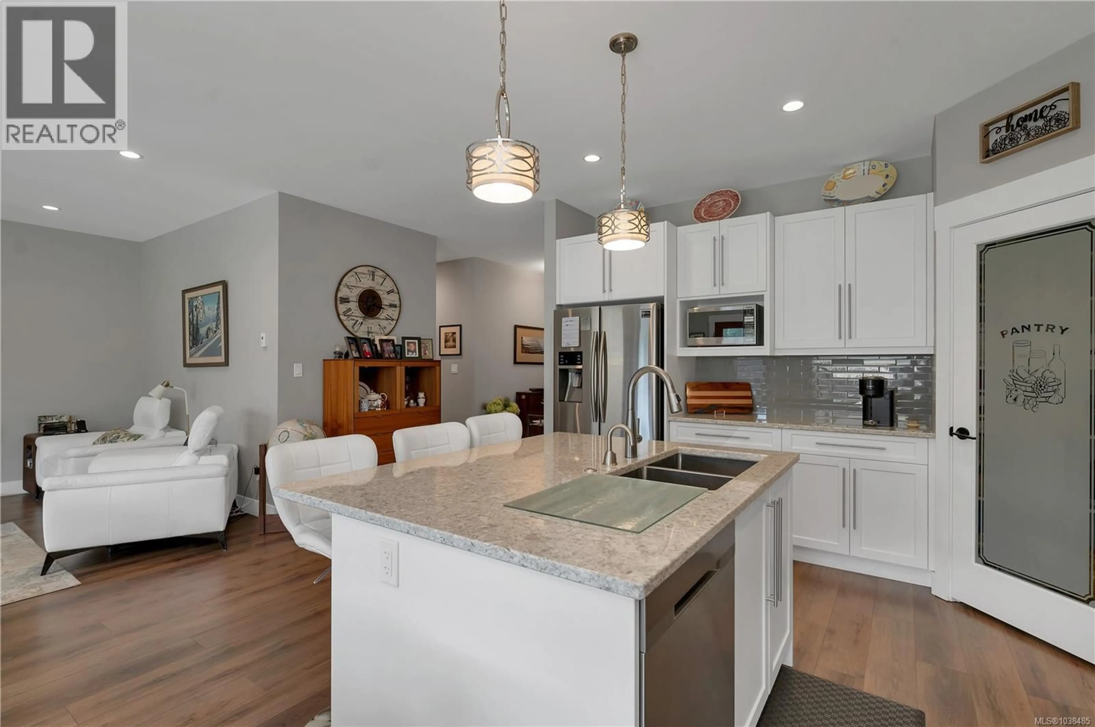 Open concept kitchen, unknown for 719 SITKA STREET, Campbell River British Columbia V9H0E5
