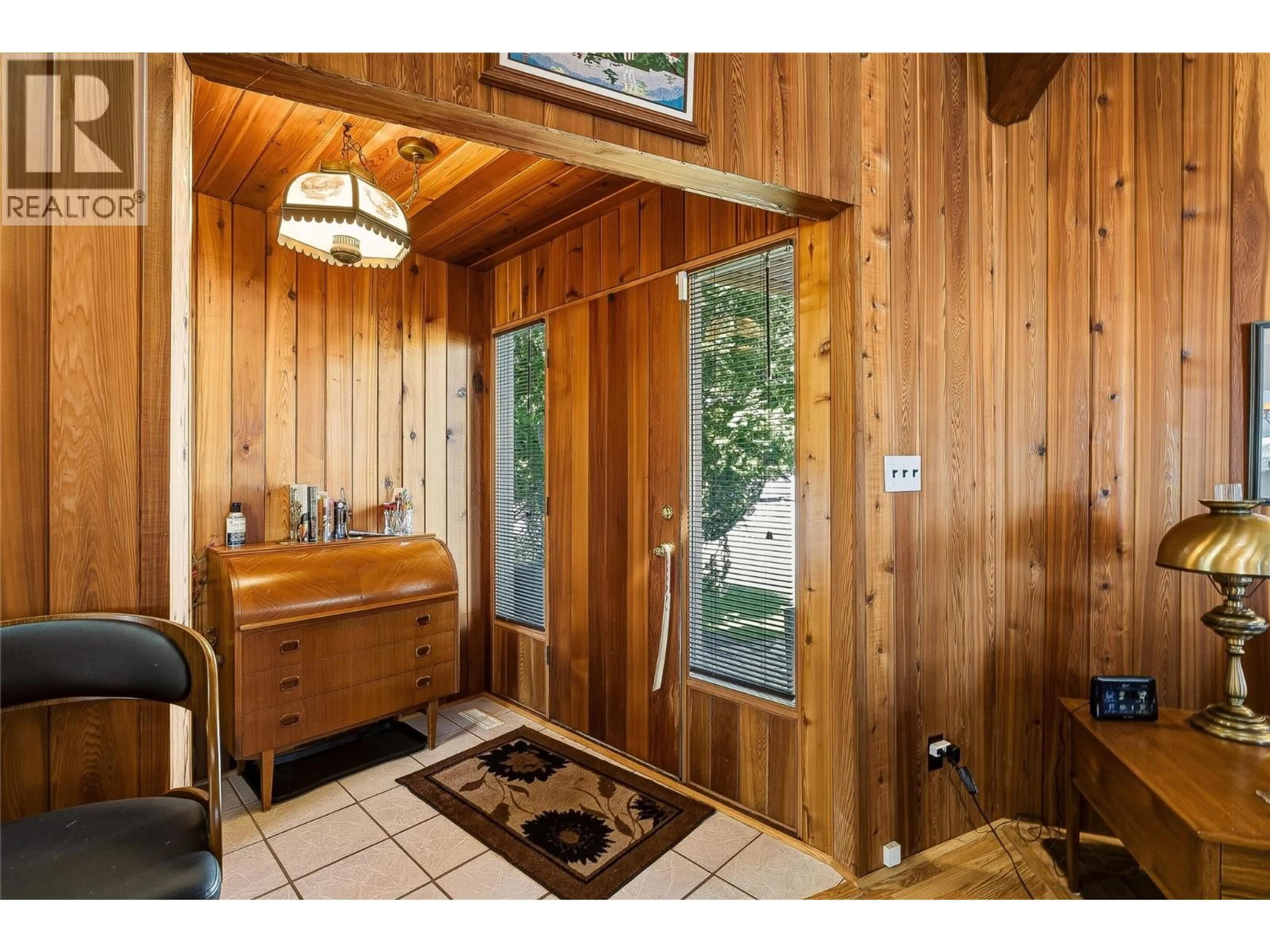 Indoor entryway for DEODAR ROAD, Scotch Creek British Columbia V0E1M5