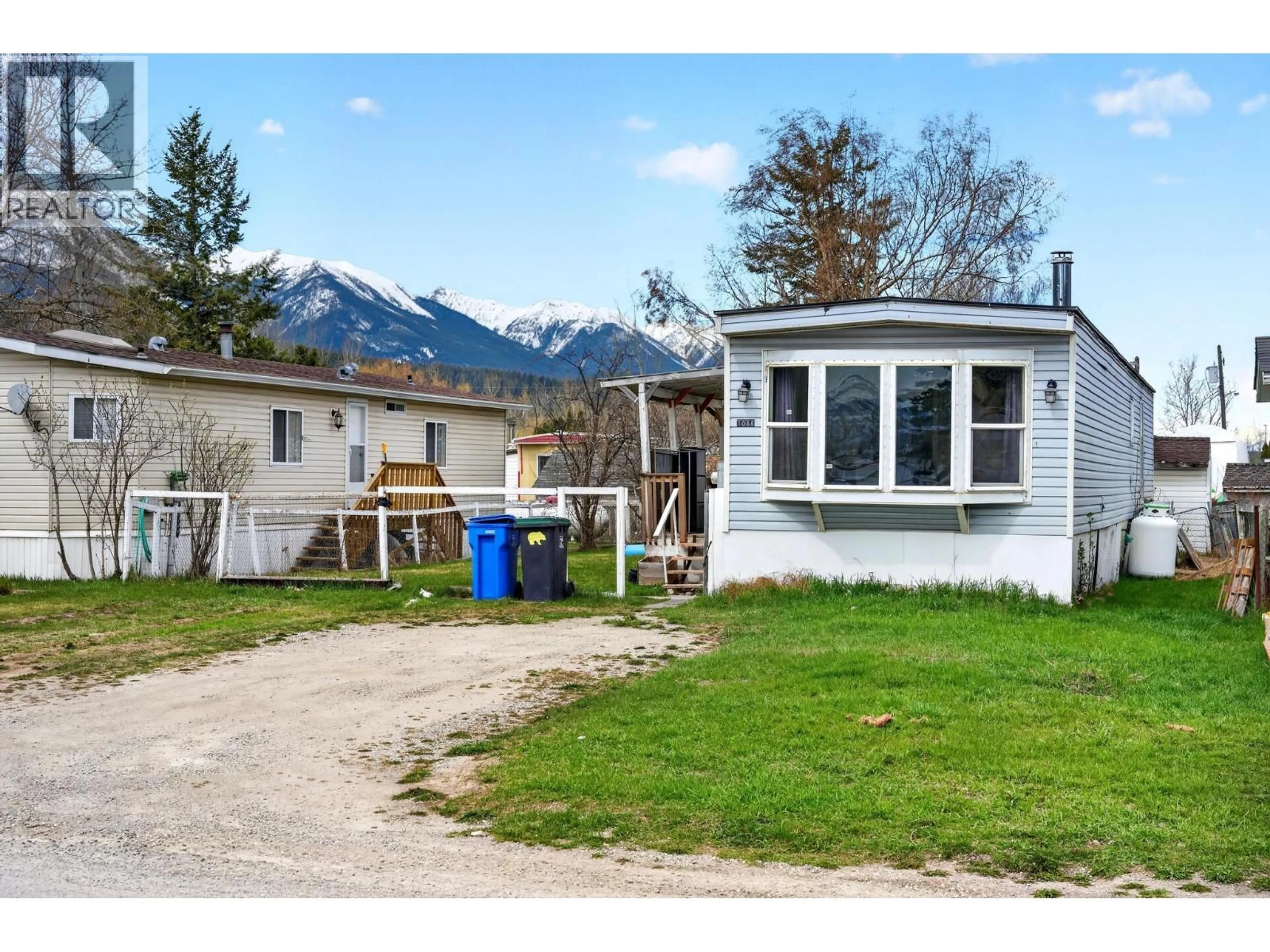 Shed for 1055 KING CRESCENT, Golden British Columbia V0H1H0