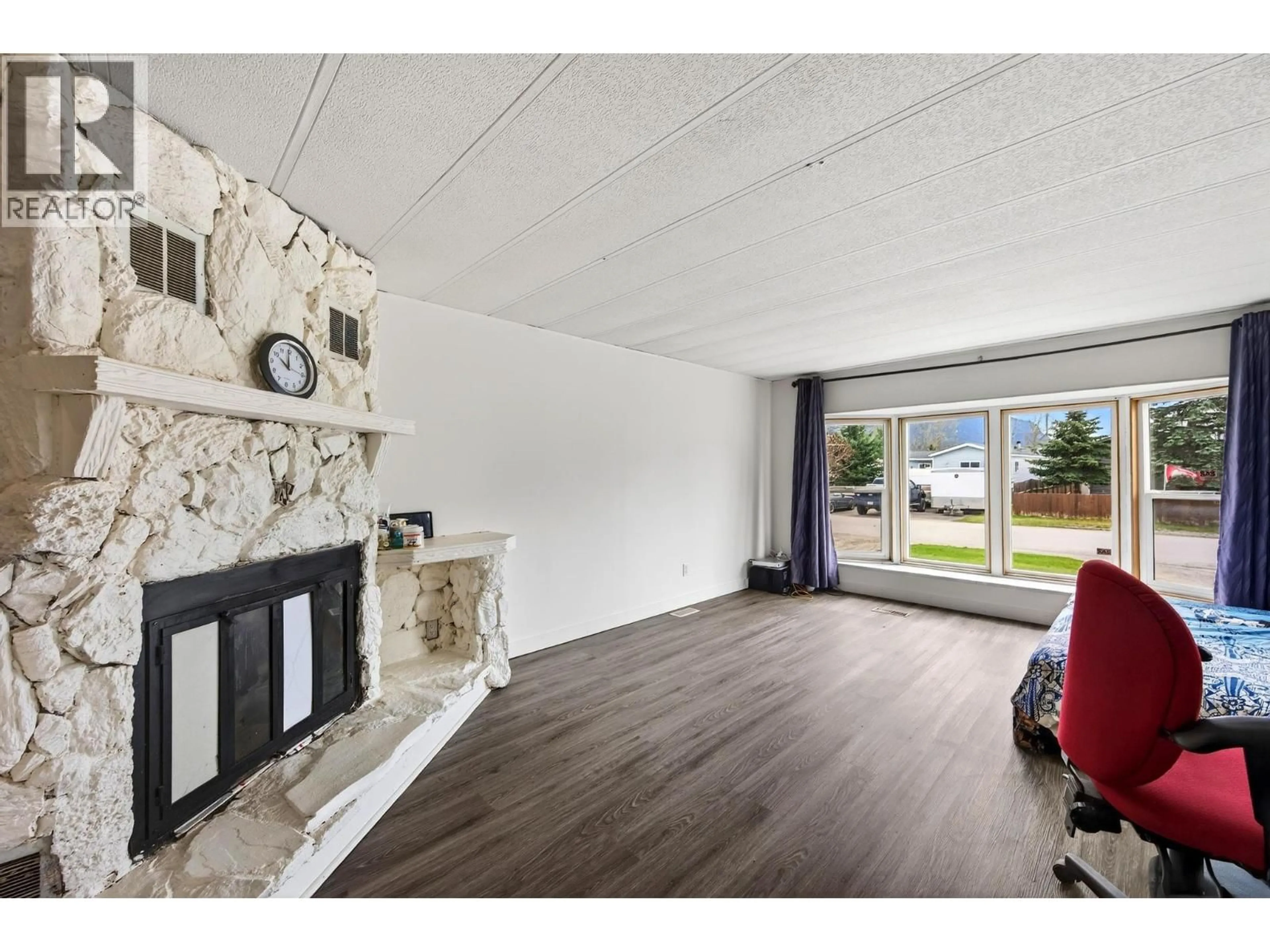 A pic of a room for 1055 KING CRESCENT, Golden British Columbia V0H1H0