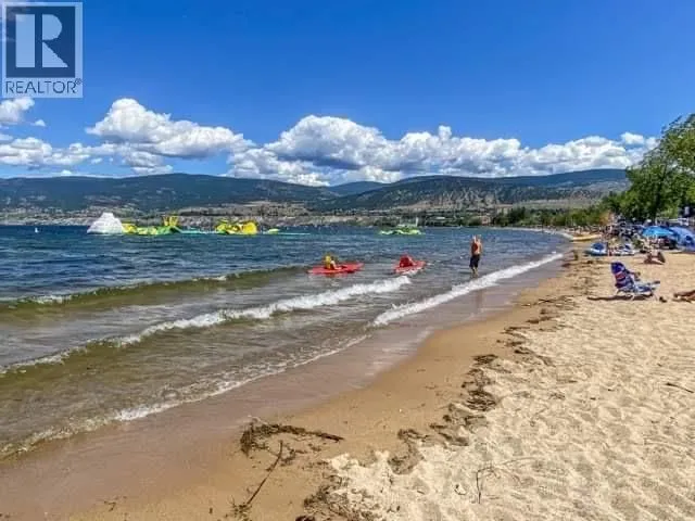 208 - 922 DYNES AVENUE, Penticton