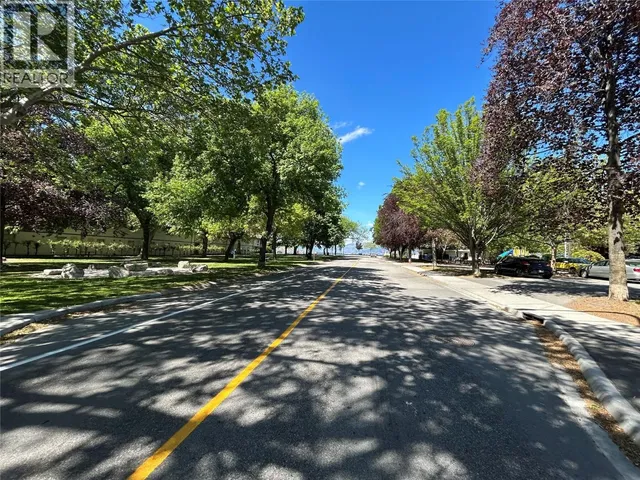 208 - 922 DYNES AVENUE, Penticton 5