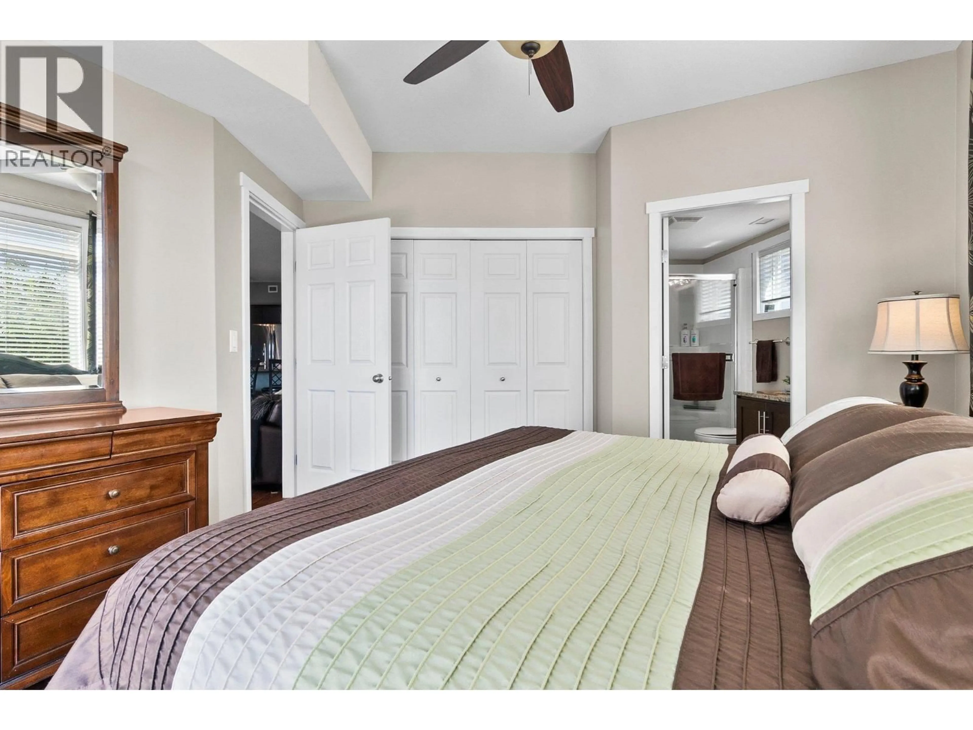 Bedroom with bed, unknown for 442 - 1088 SUNSET DRIVE, Kelowna British Columbia V1Y9W1
