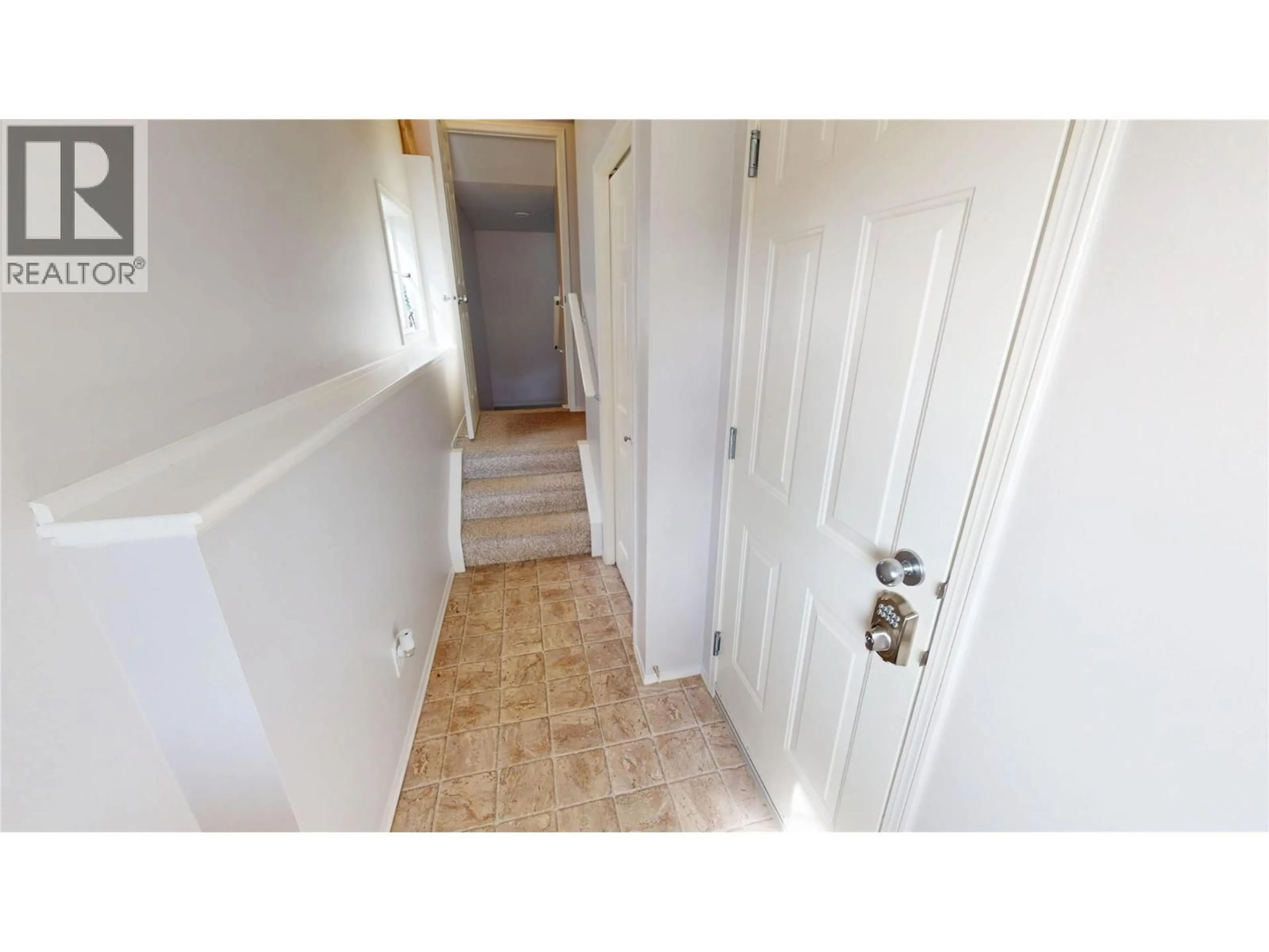 Unknown for 620 9TH AVENUE, Invermere British Columbia V0A1K0