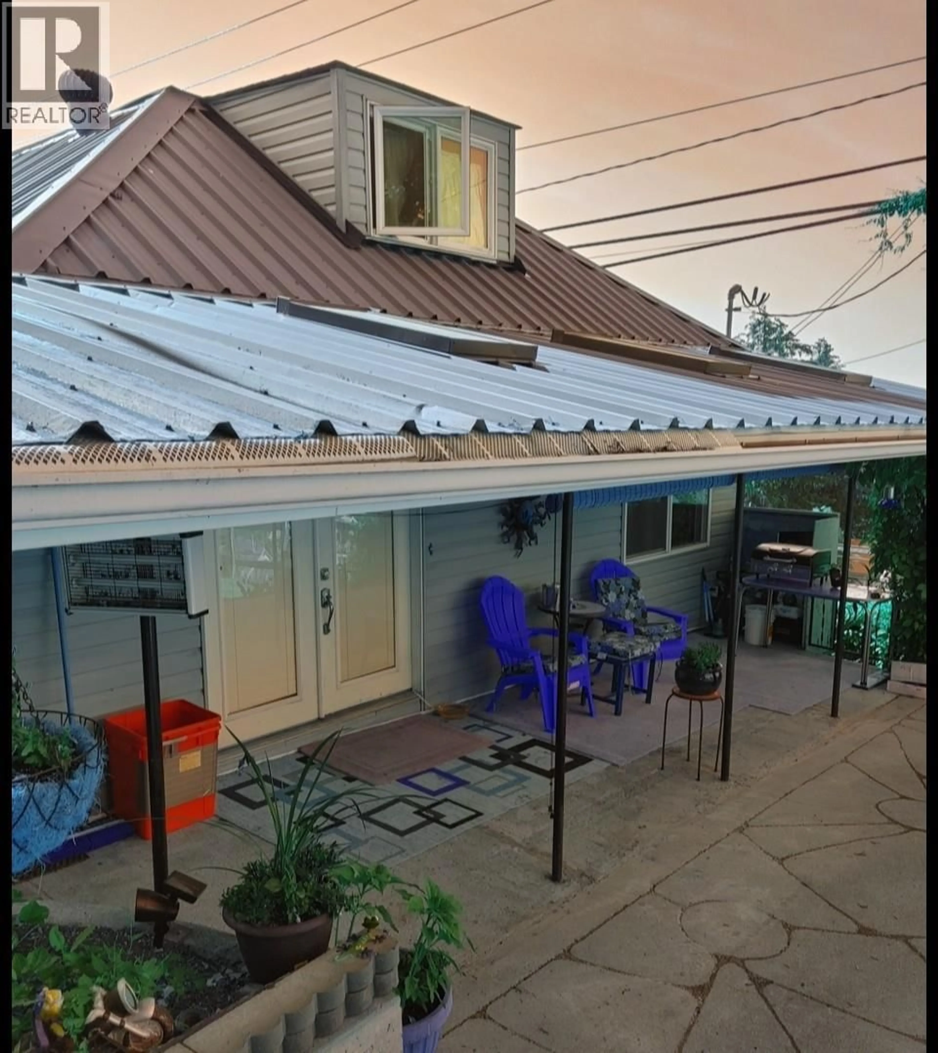 Patio, street for 113 22ND AVENUE NORTH, Creston British Columbia V0B1G5