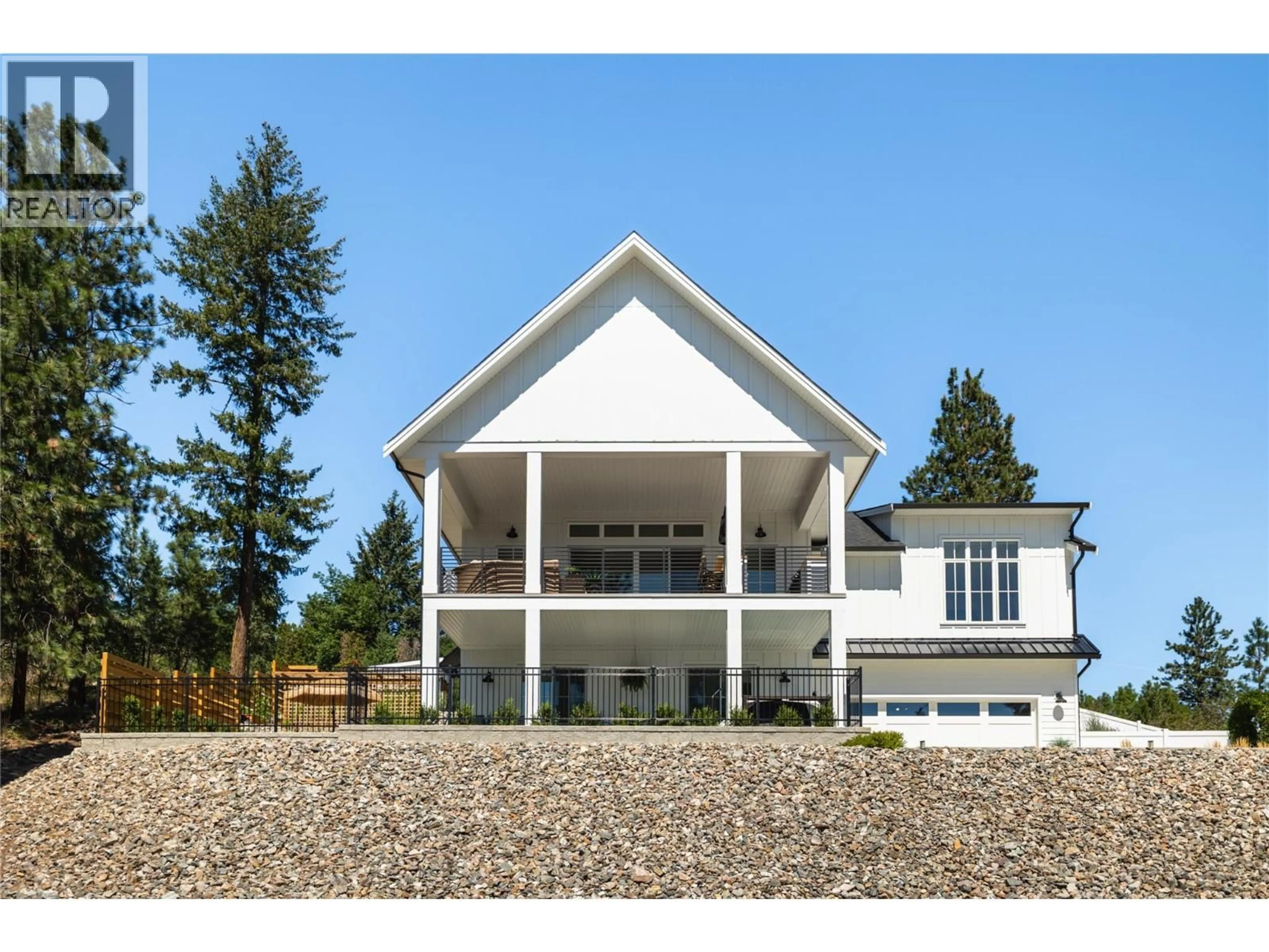 Home with vinyl exterior material, unknown for 10320 COLUMBIA WAY, Vernon British Columbia V1H2B6