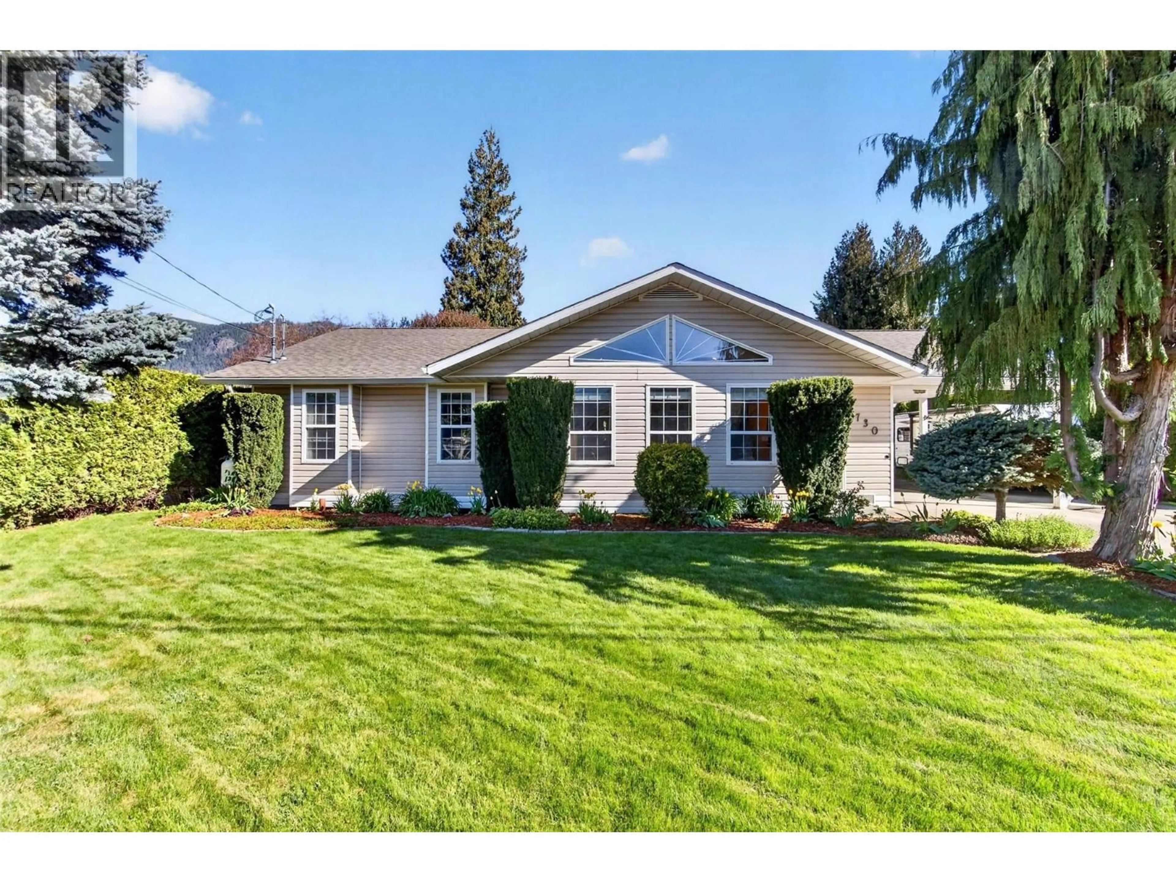 Home with vinyl exterior material, mountain view for 730 PARKSVILLE STREET, Sicamous British Columbia V0E2V0