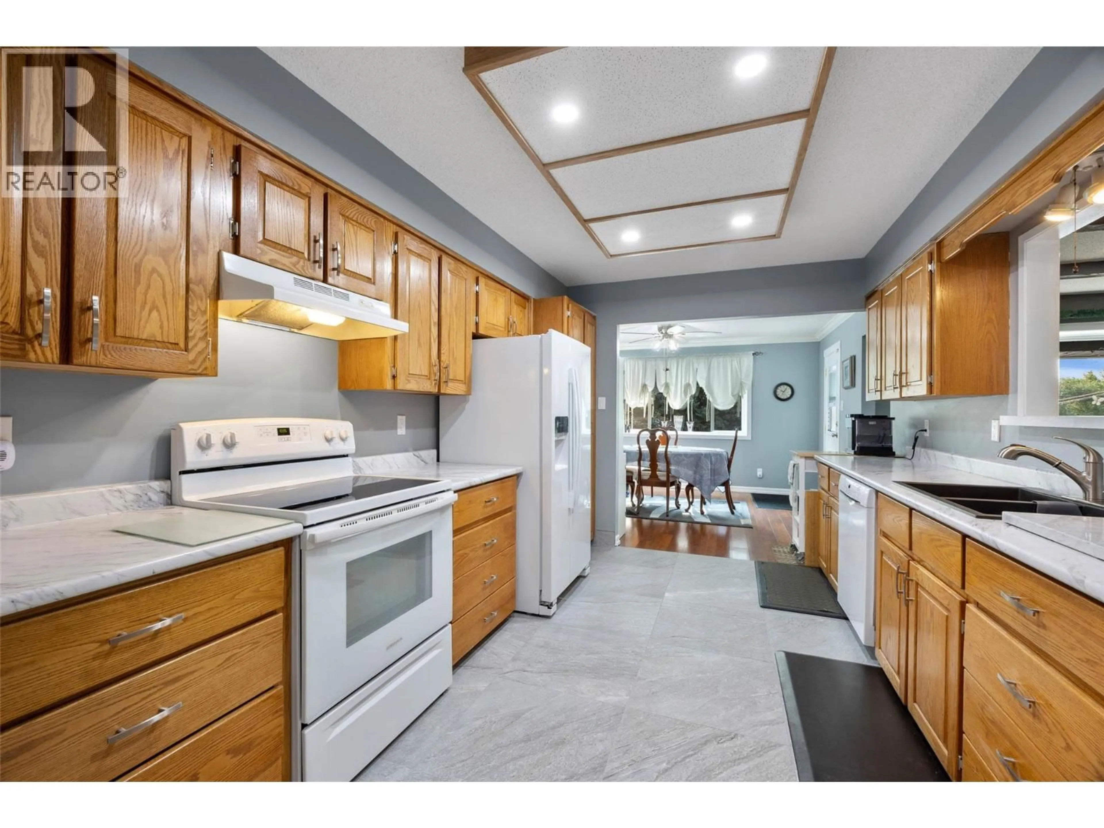 Unknown for 2402 PARKVIEW DRIVE, Kamloops British Columbia V2B7J1