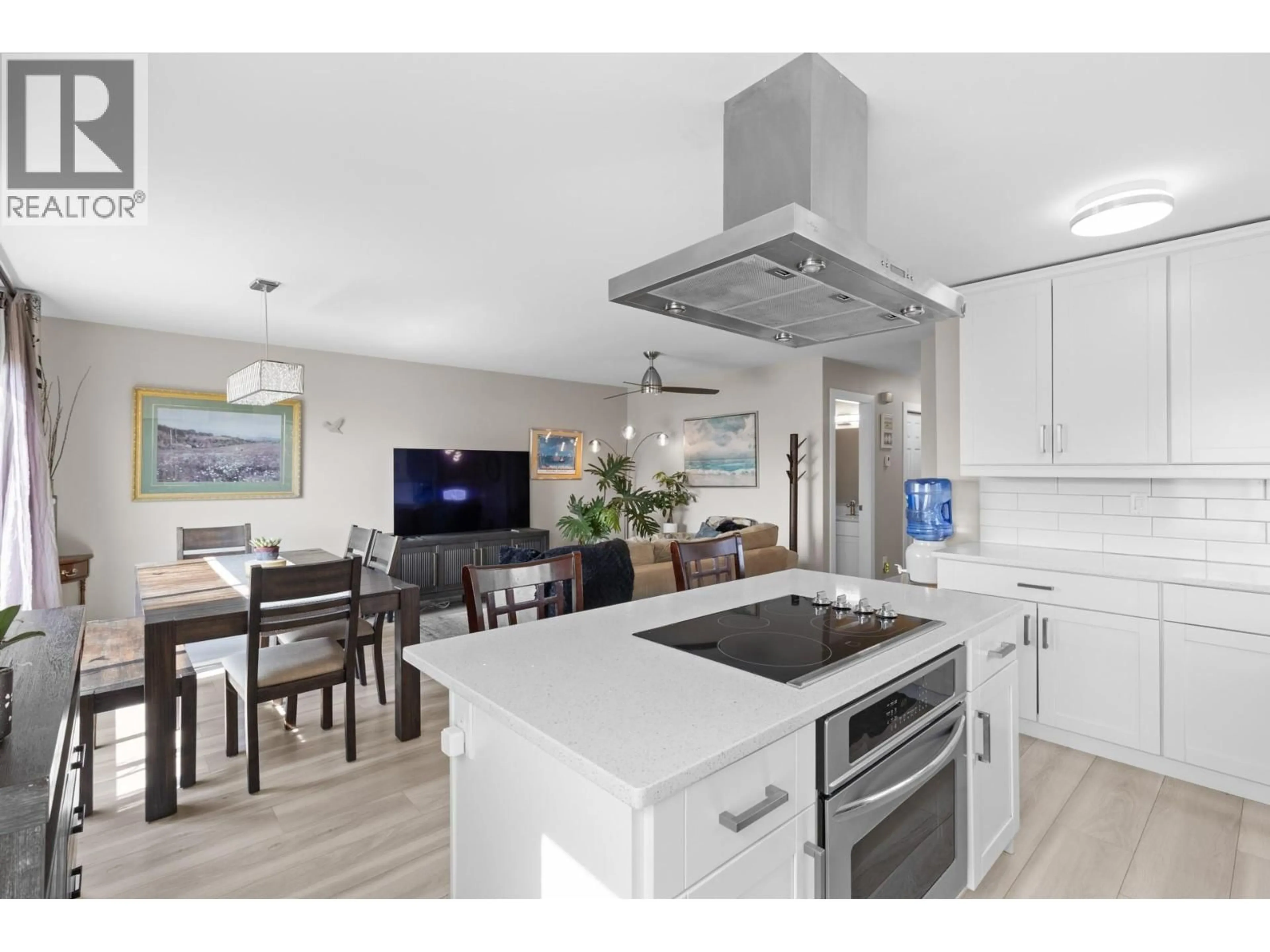 Open concept kitchen, unknown for 2440 MARGARET ROAD, West Kelowna British Columbia V4T1N6