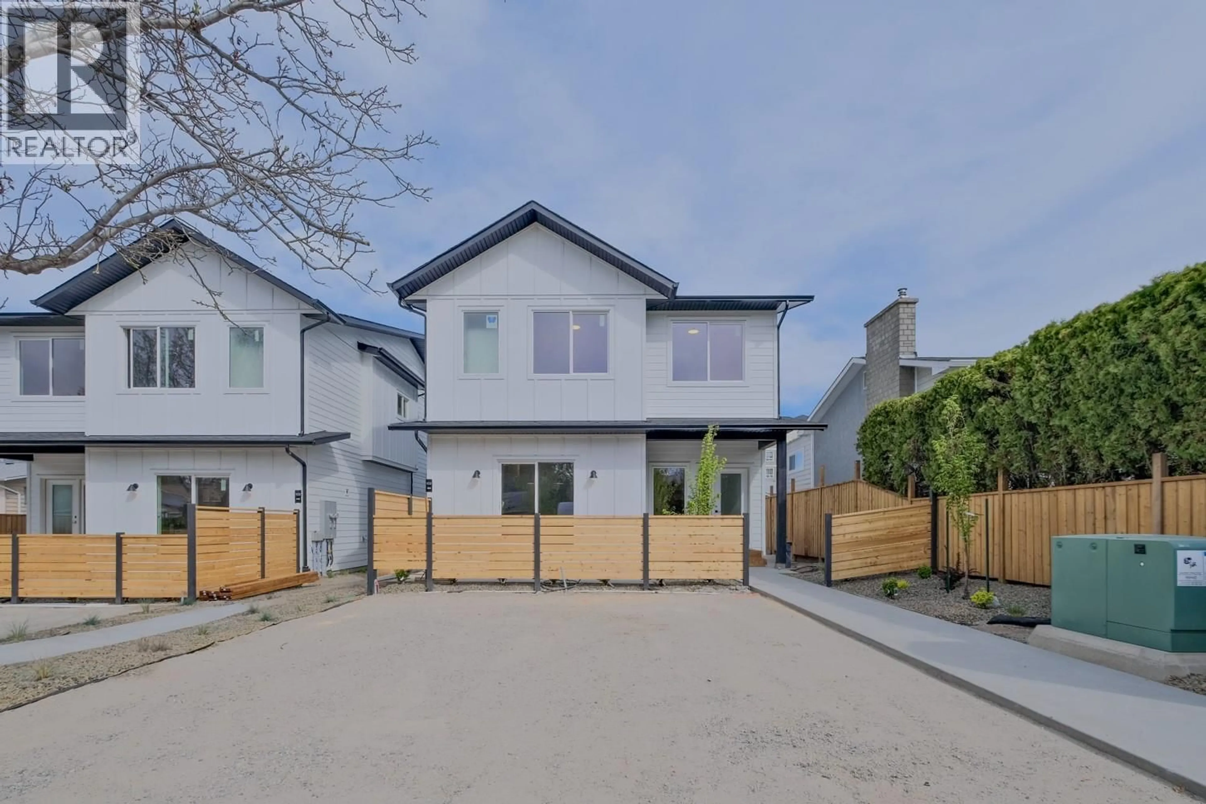 A pic from outside/outdoor area/front of a property/back of a property/a pic from drone, street for 101 - 177 KIRKPATRICK AVENUE, Penticton British Columbia V2A3P4