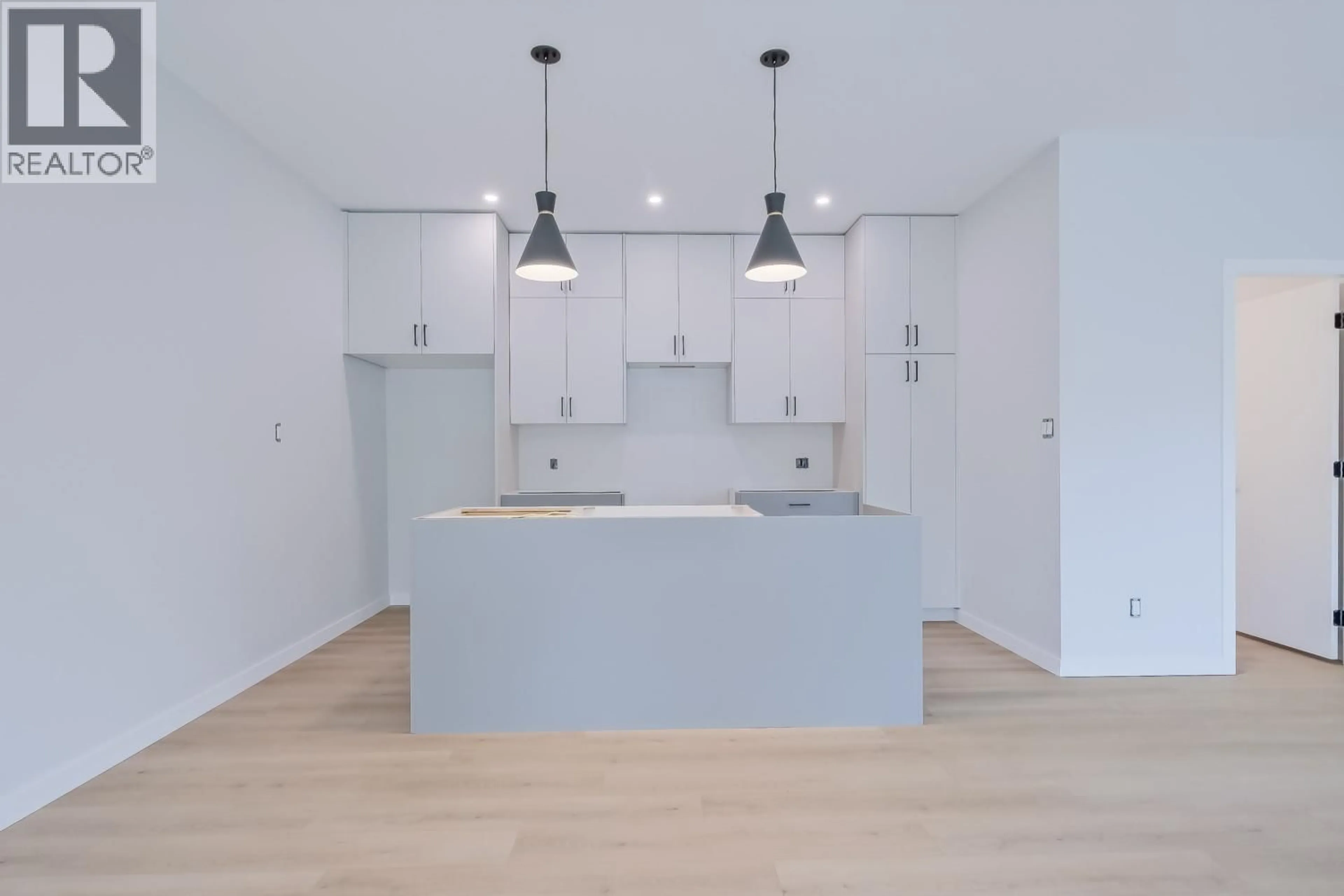 Open concept kitchen, unknown for 101 - 177 KIRKPATRICK AVENUE, Penticton British Columbia V2A3P4