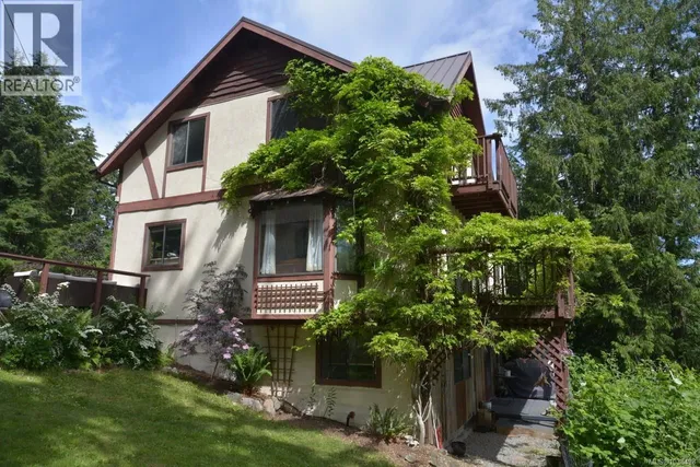 131 PALLOT WAY, Salt Spring 5