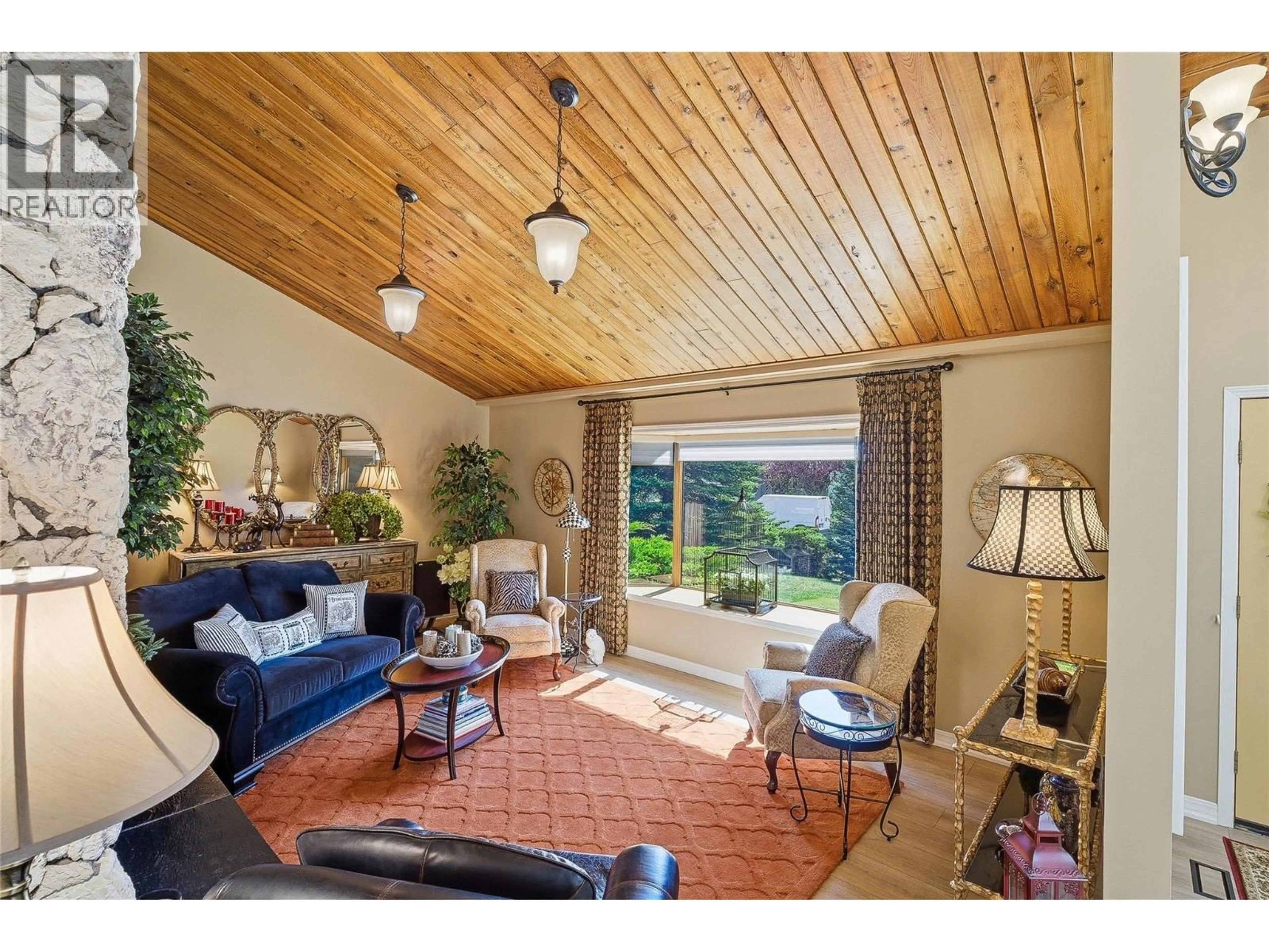 Living room with furniture, unknown for 2463 IRVINE AVENUE, Merritt British Columbia V1K4H4