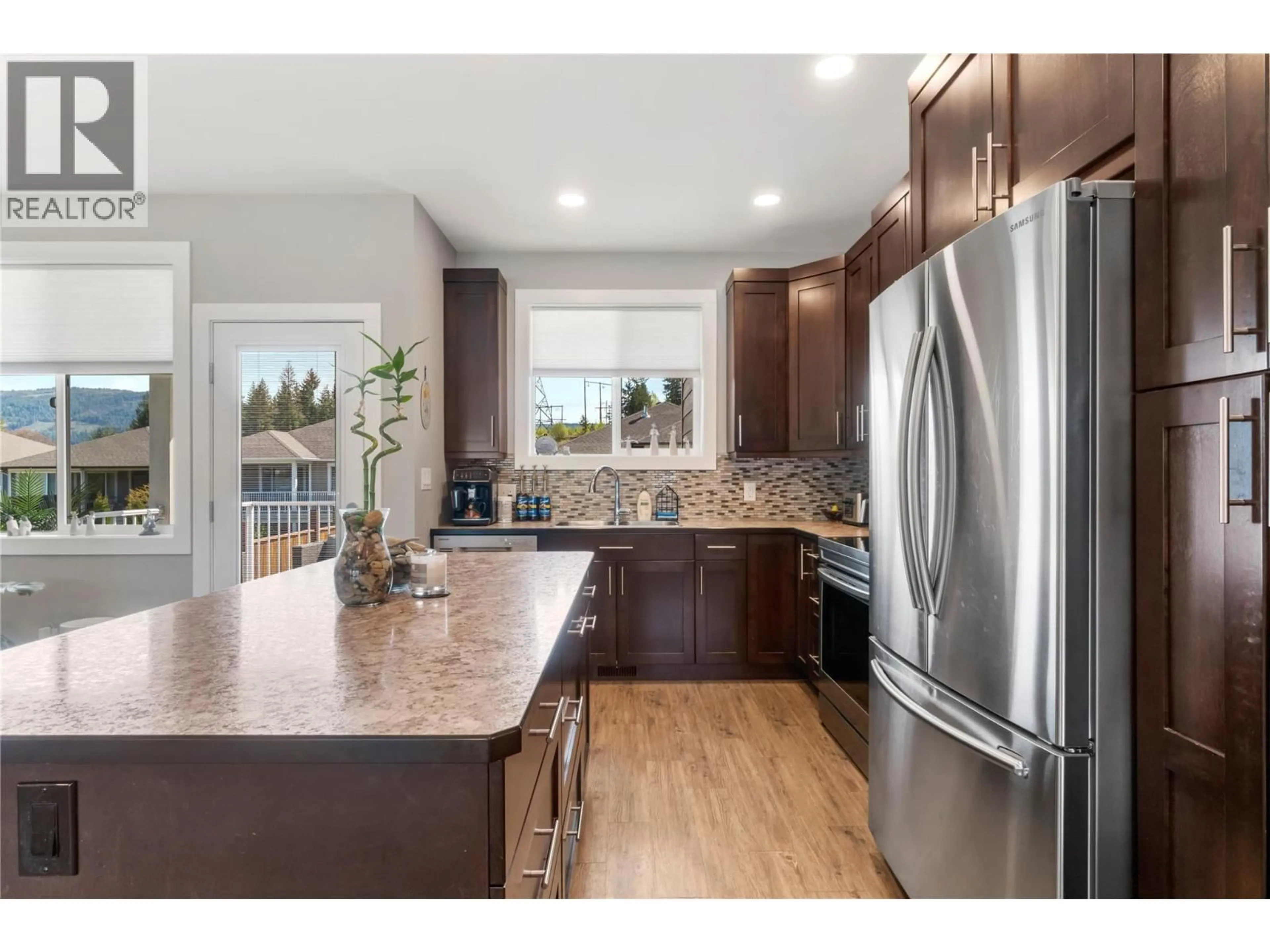 Open concept kitchen, unknown for 1260 23 STREET SOUTHEAST, Salmon Arm British Columbia V1E2J2