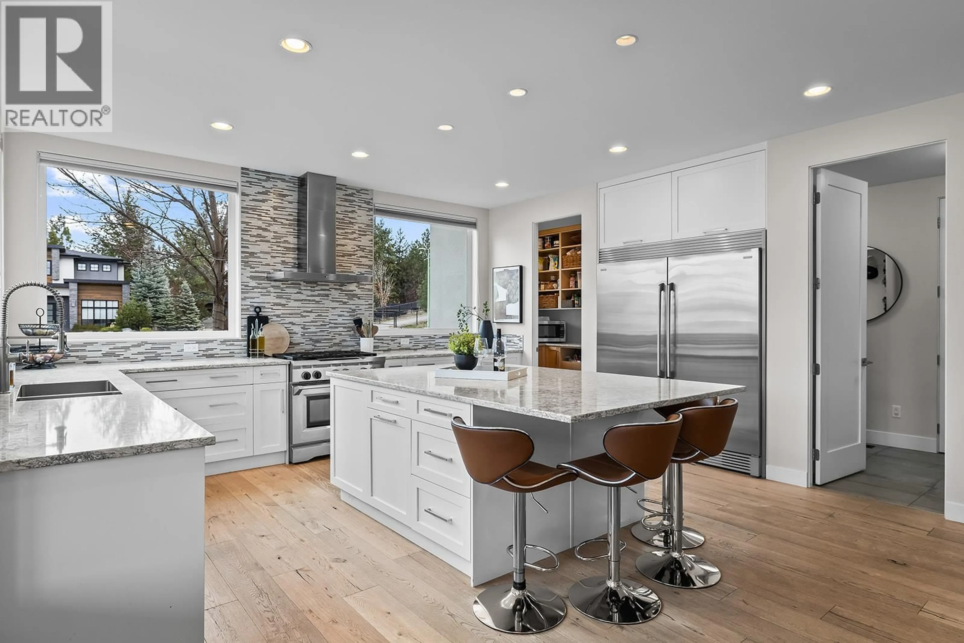 Contemporary kitchen, ceramic/tile floor for 1091 WESTPOINT DRIVE, Kelowna British Columbia V1W4Z9