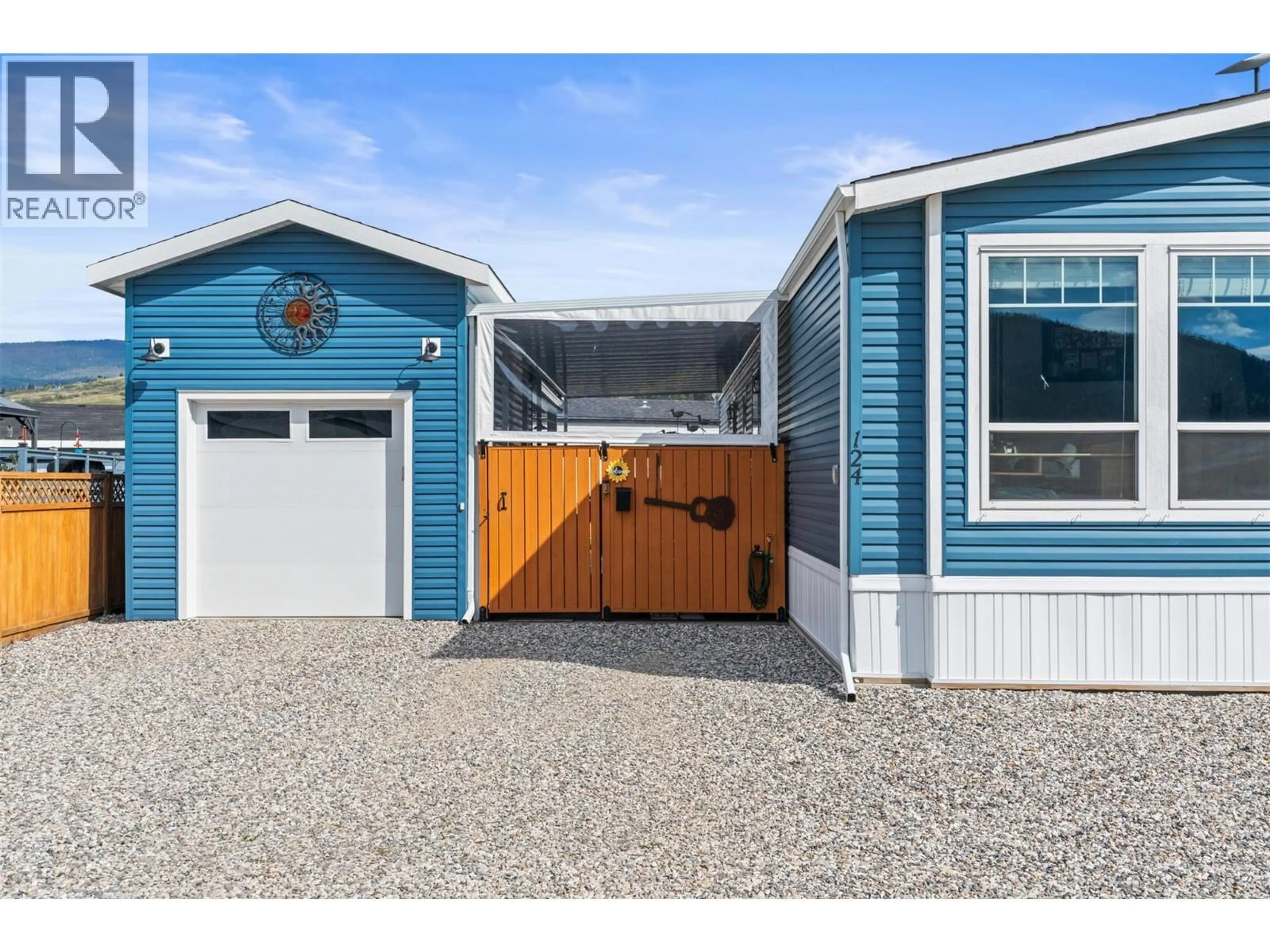 Home with vinyl exterior material, street for 124 - 63 ANTOINE ROAD, Vernon British Columbia V1H2A3