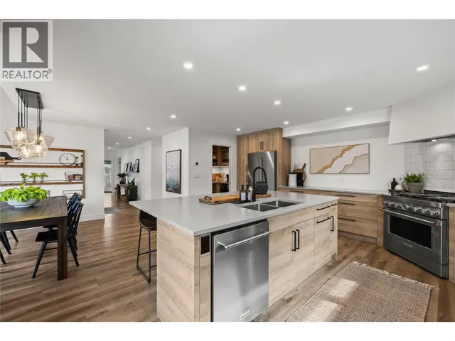 2831 ABBOTT STREET, Kelowna 5