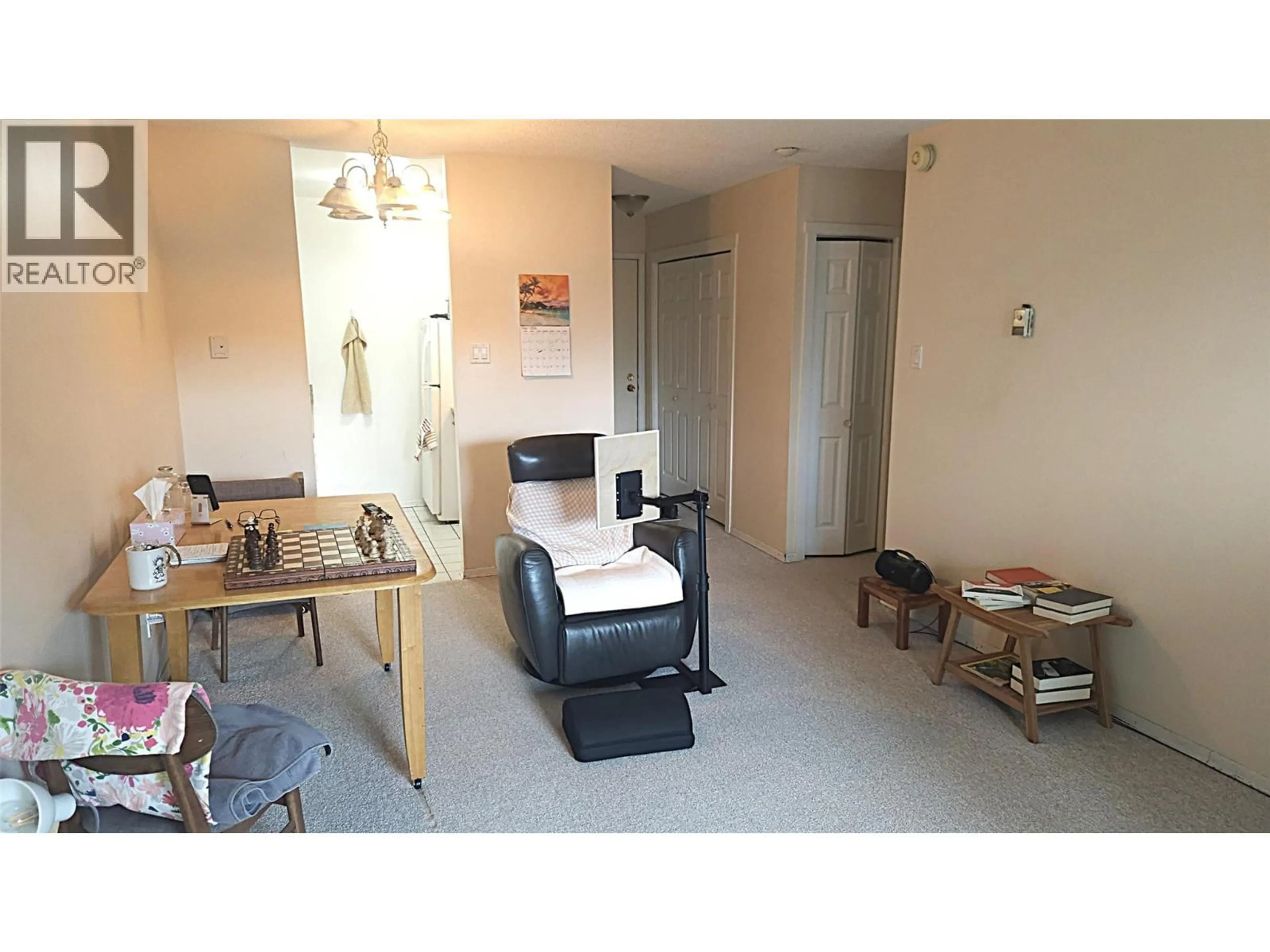 A pic of a room for 347 - 245 GORDONHORN DRIVE, Kamloops British Columbia V2E1G5