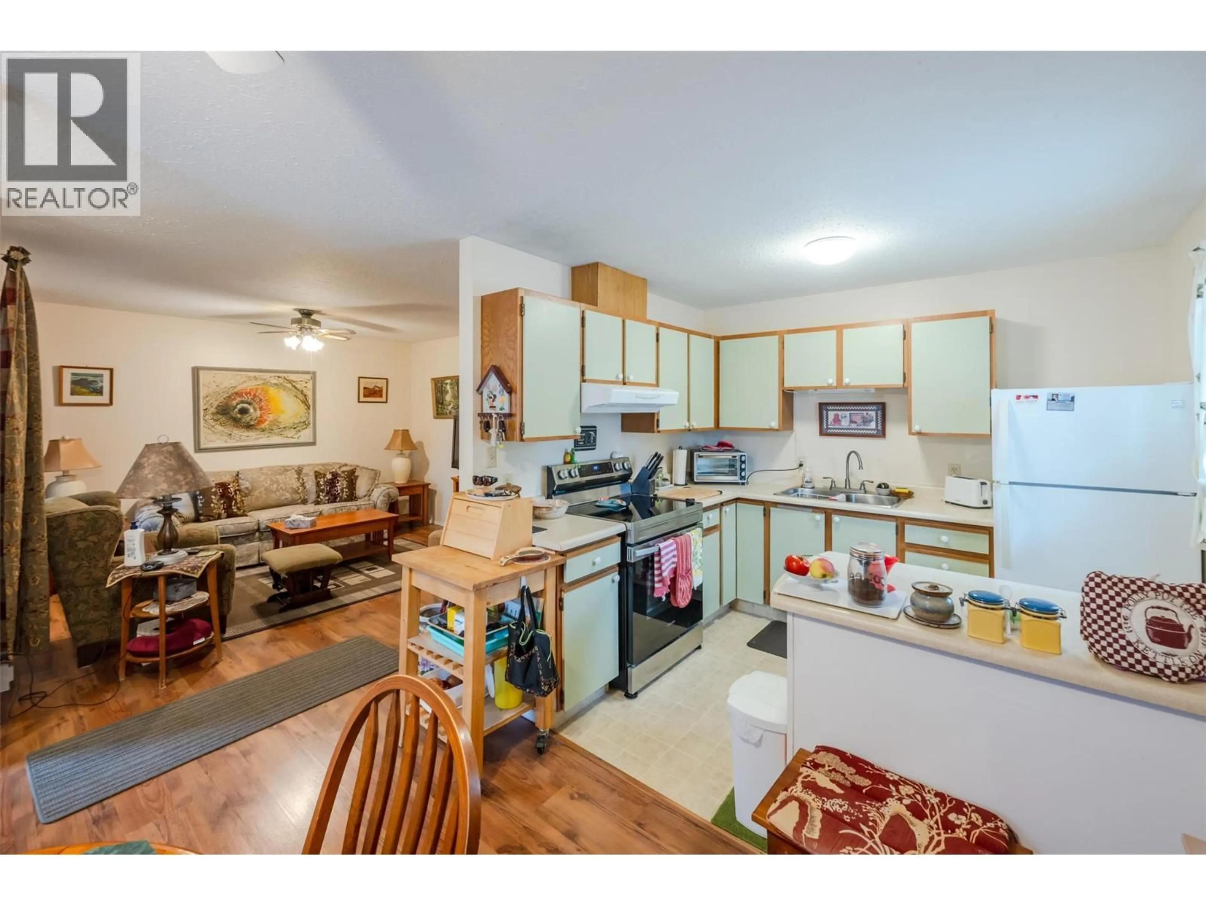 Open concept kitchen, unknown for 1 - 6462 PARK DRIVE, Oliver British Columbia V0H1T4