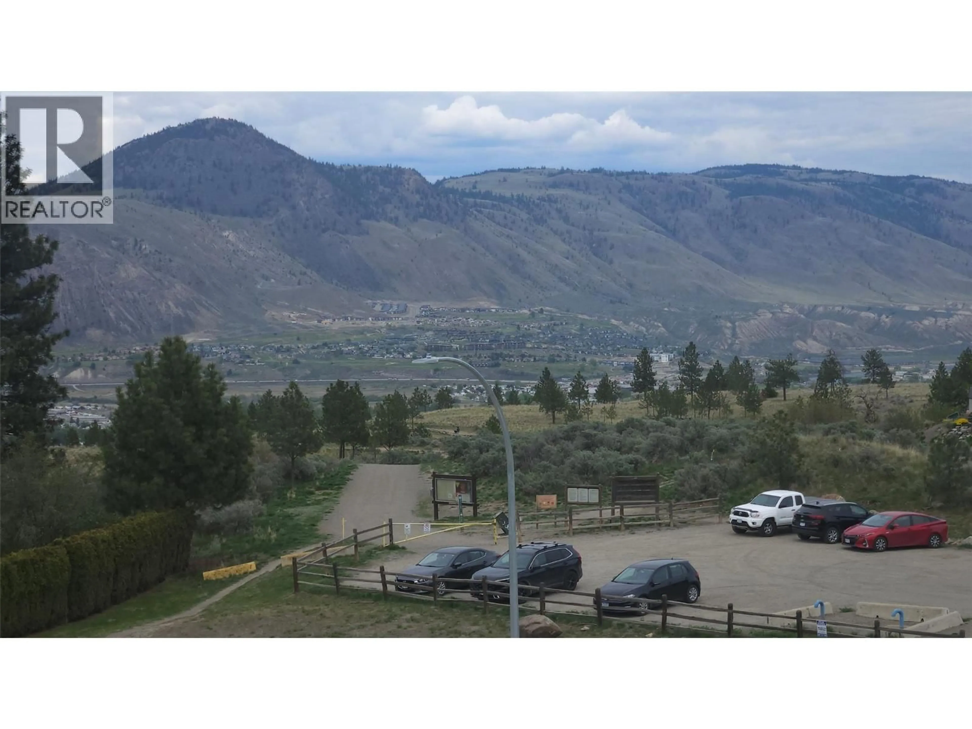 Parking for 348 - 1560 SUMMIT DRIVE, Kamloops British Columbia V2E1R5