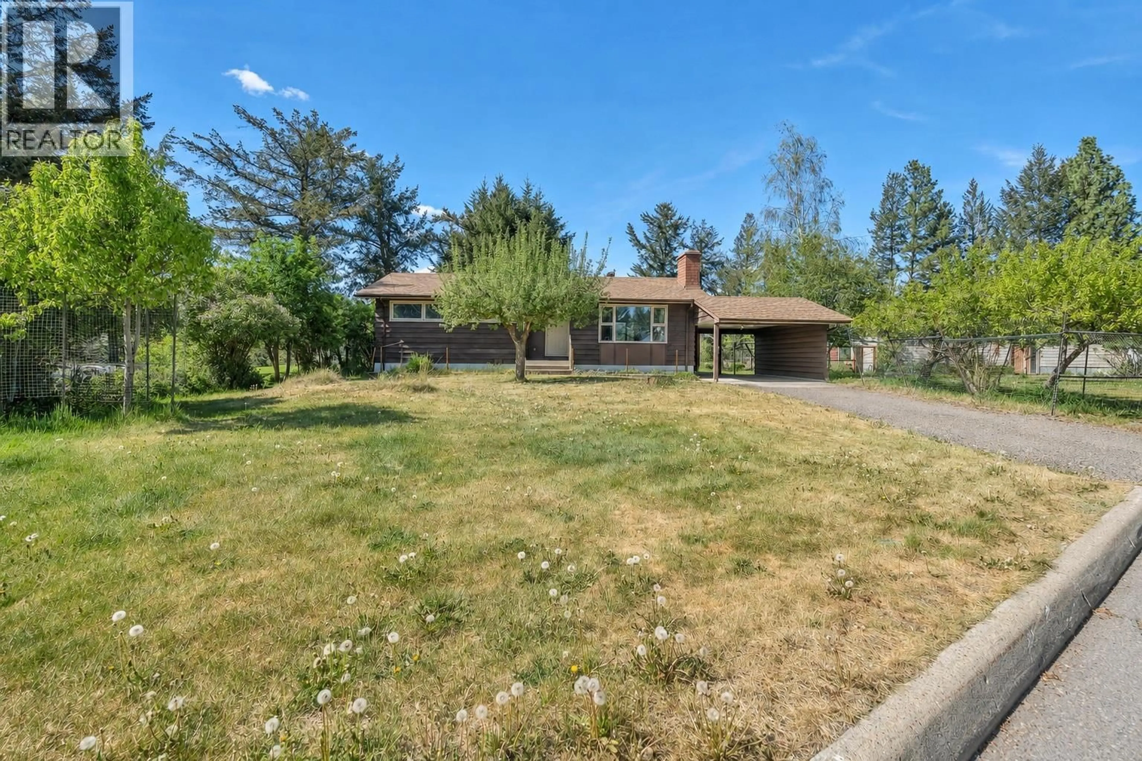 A pic from outside/outdoor area/front of a property/back of a property/a pic from drone, street for 110 GLENVIEW CRESCENT, Princeton British Columbia V0X1W0
