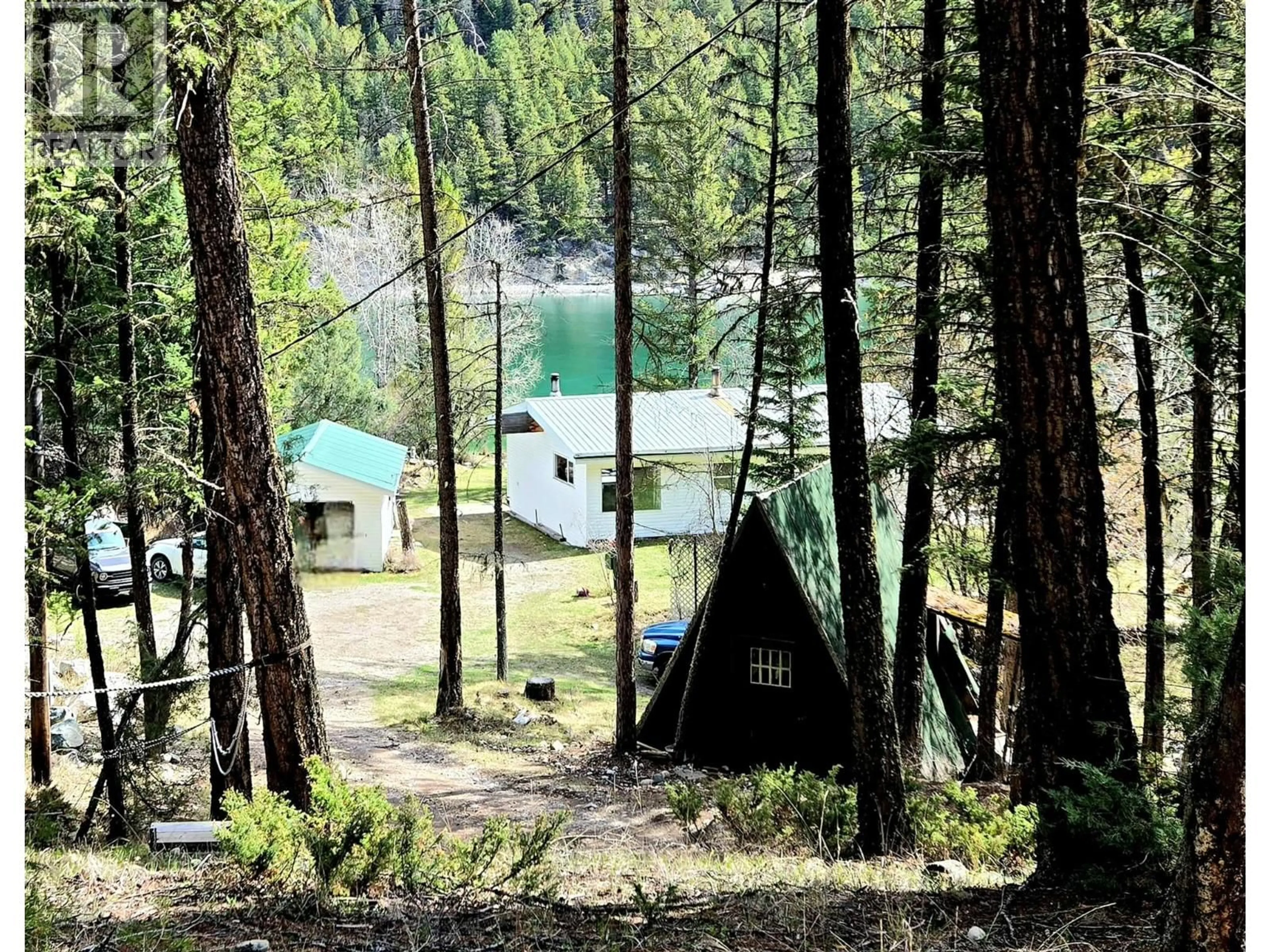 Shed for 5648 LAZY LAKE ROAD, Wasa British Columbia V0B2K0