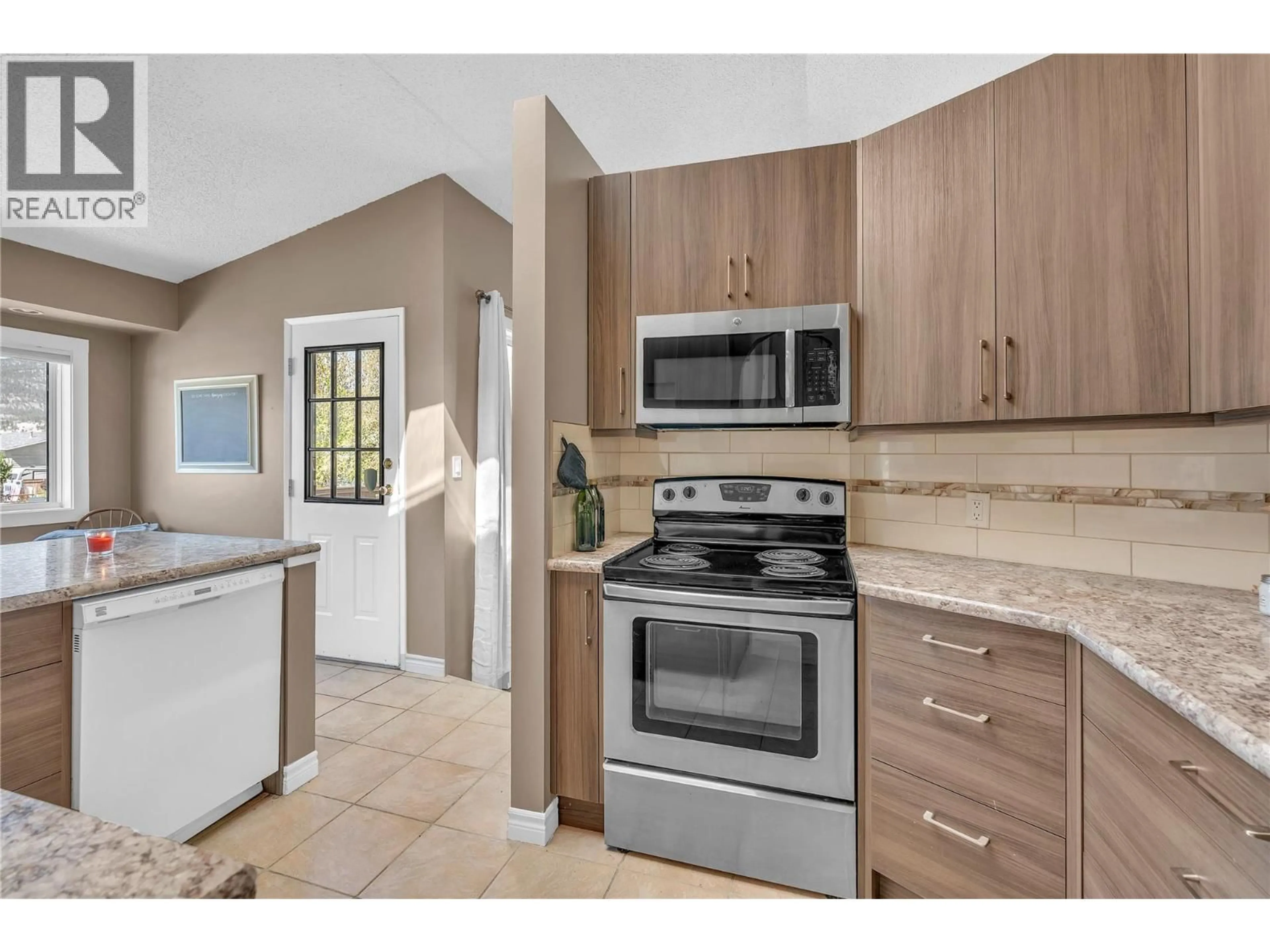 Standard kitchen, ceramic/tile floor for 196 TROY COURT, Penticton British Columbia V2A7L4