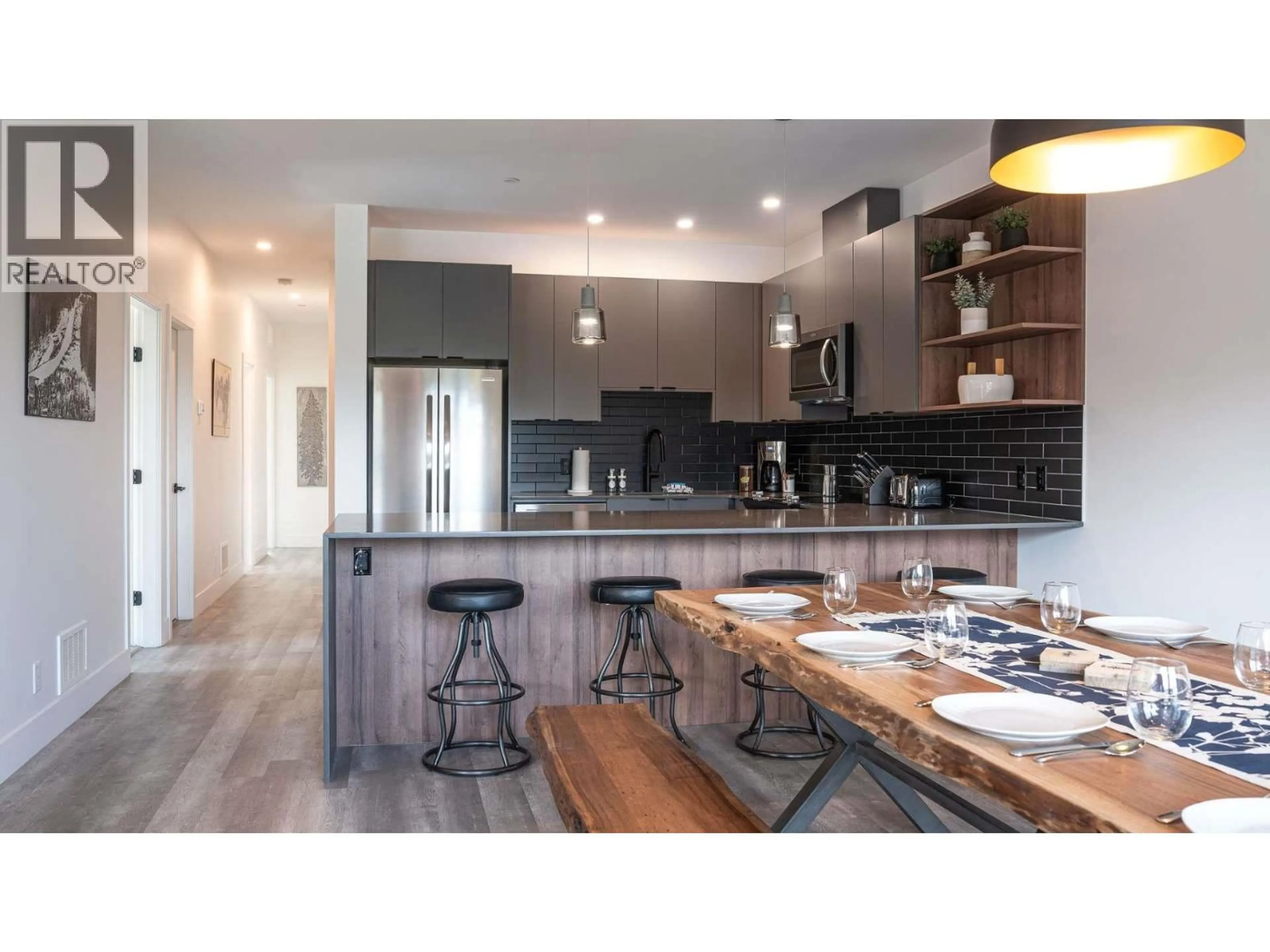 Unknown for 2411 - 1701 COURSIER AVENUE, Revelstoke British Columbia V0E2S3