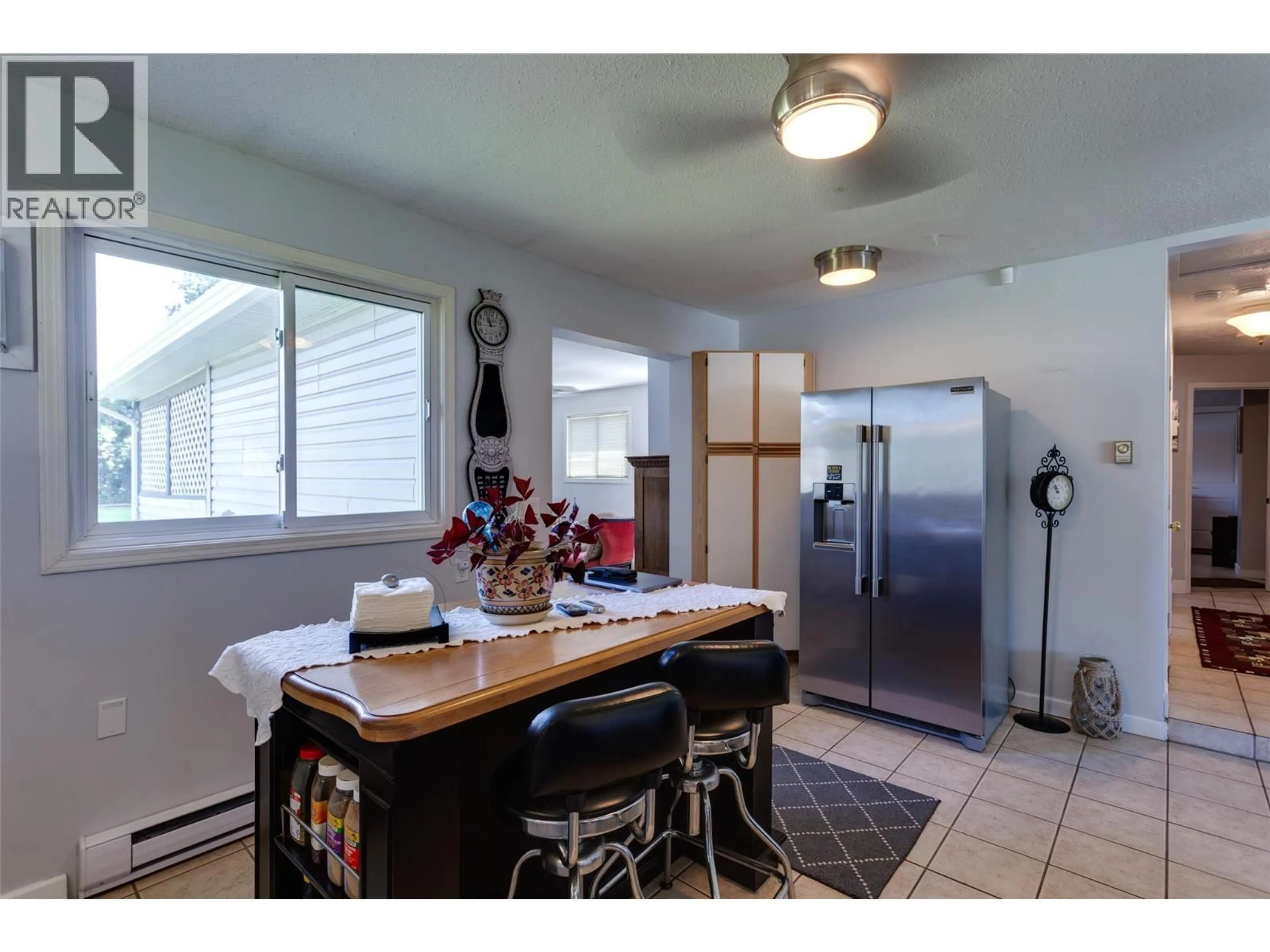 Unknown for 1490 CORNWALL ROAD, Kelowna British Columbia V1X1N9