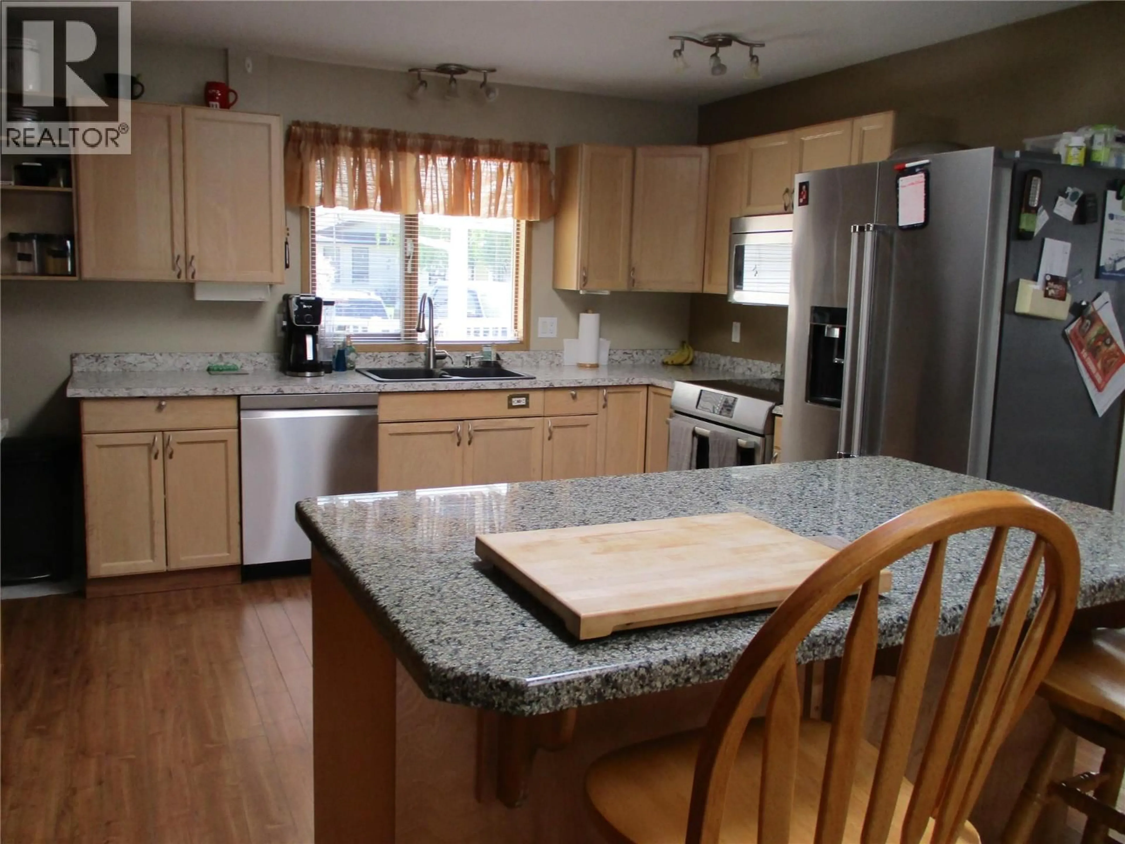 Standard kitchen, unknown for 106 CRESCENT DRIVE, Enderby British Columbia V4Y4A5