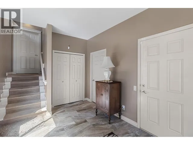 534 SOUTH CREST DRIVE, Kelowna 5