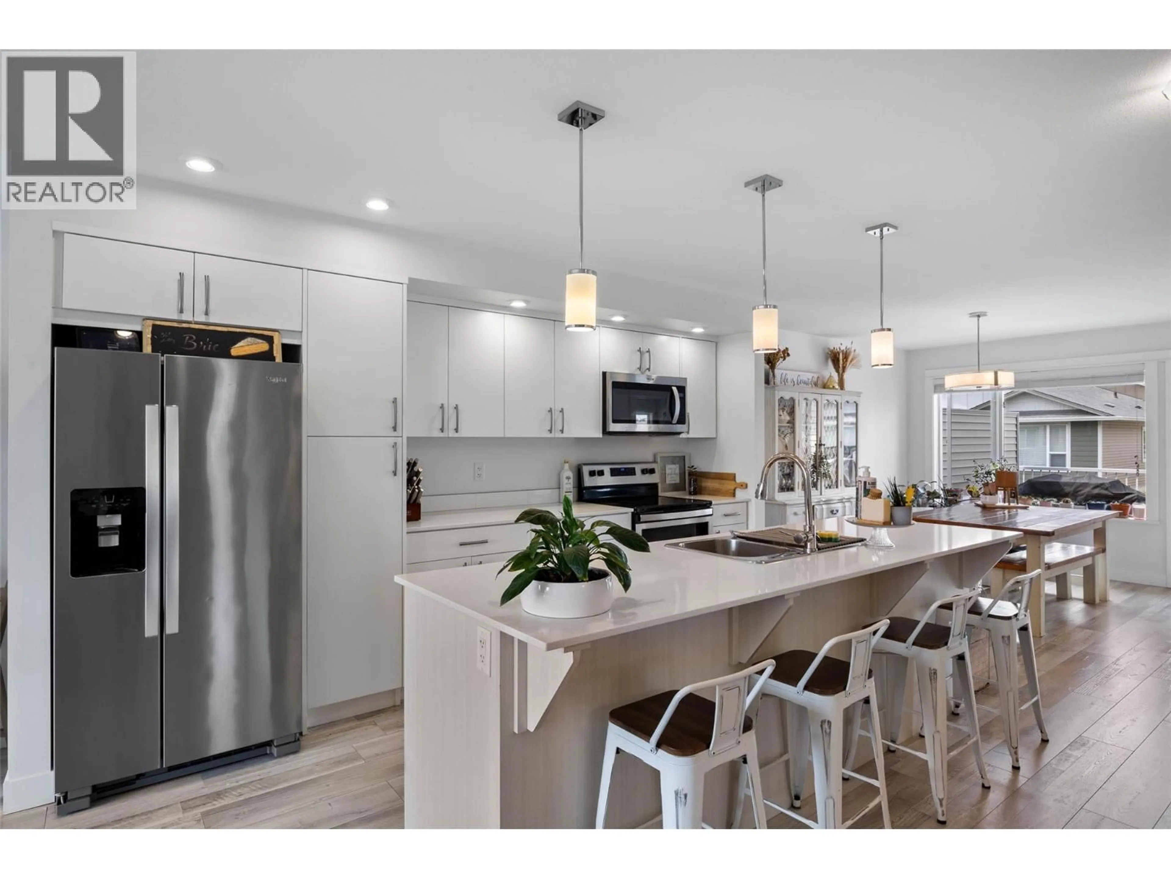 Open concept kitchen, unknown for 141 - 8800 DALLAS DRIVE, Kamloops British Columbia V2C0G8