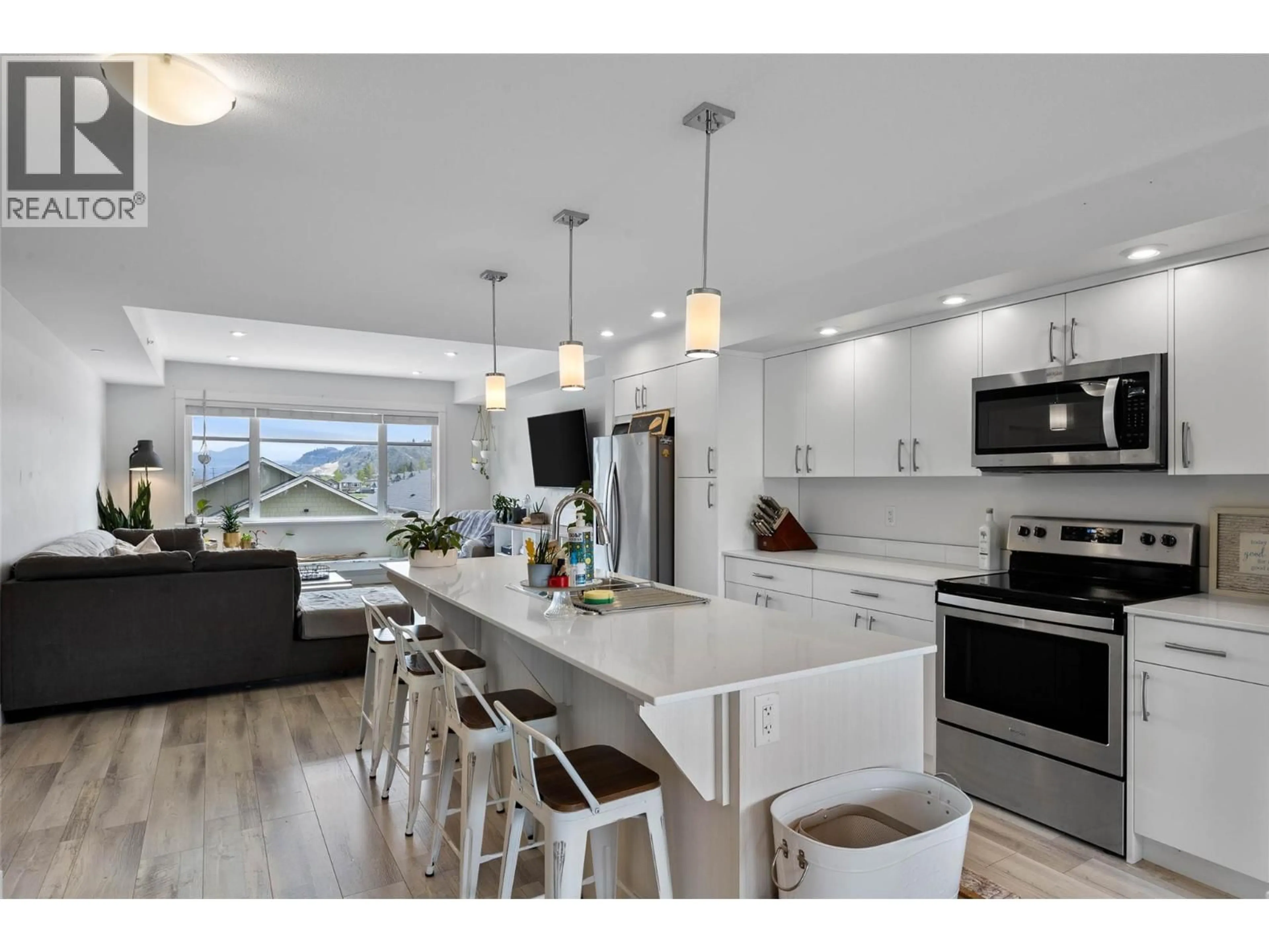 Open concept kitchen, unknown for 141 - 8800 DALLAS DRIVE, Kamloops British Columbia V2C0G8